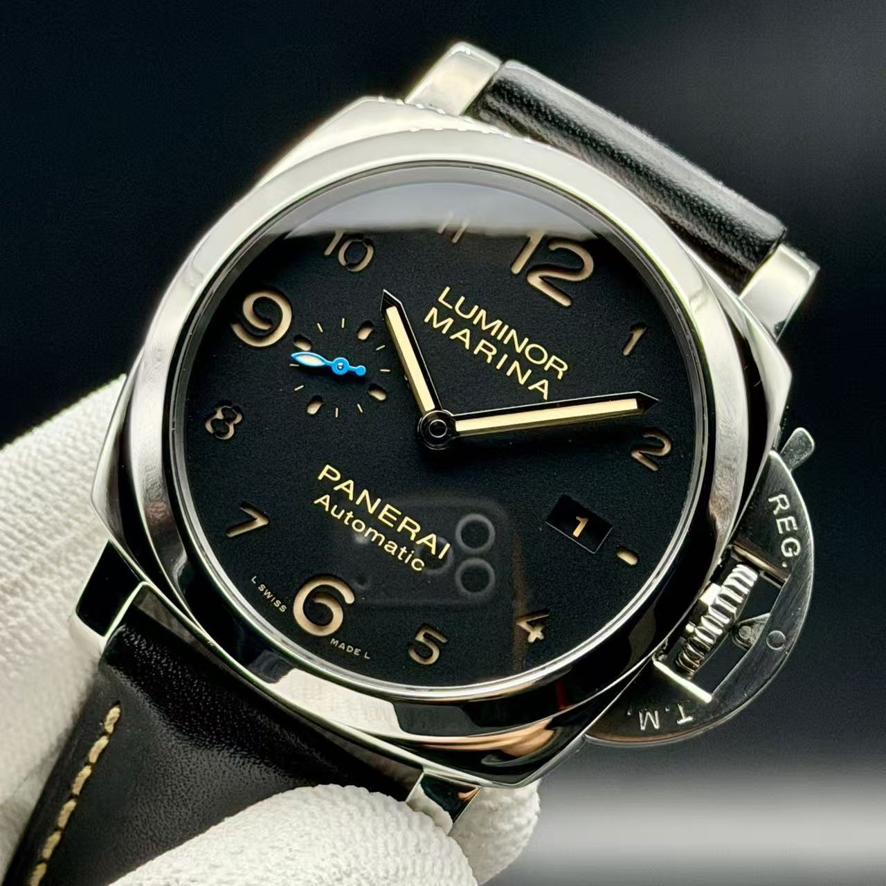 Panerai PAM01359 detail 5