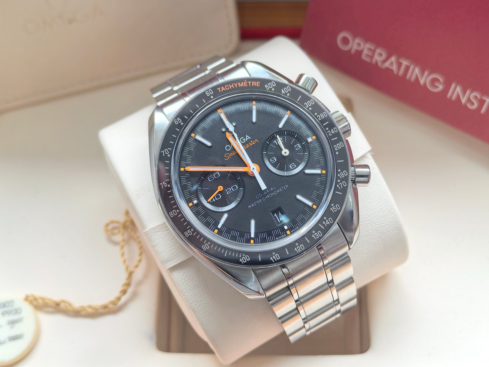 Omega 329.30.44.51.01.002 detail 6