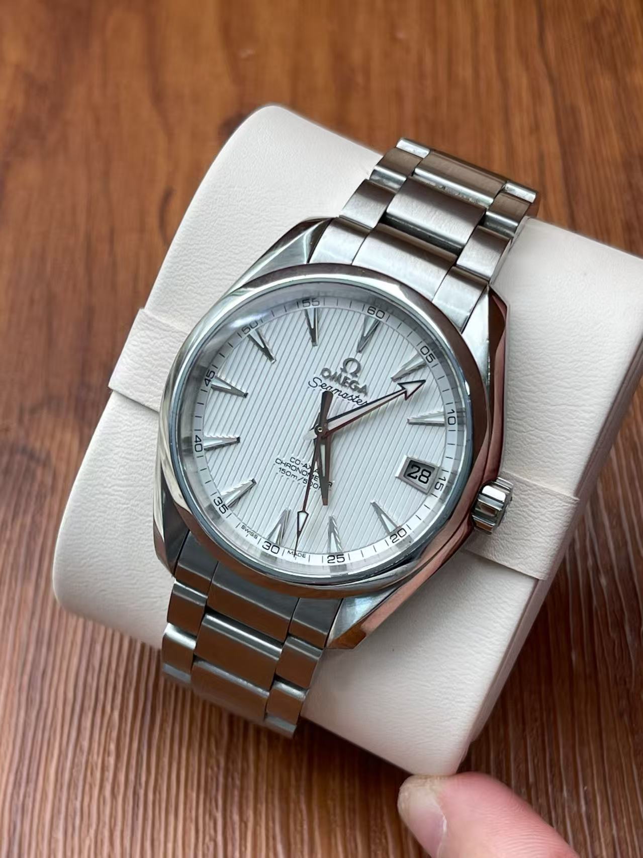 Omega 231.10.39.21.02.001