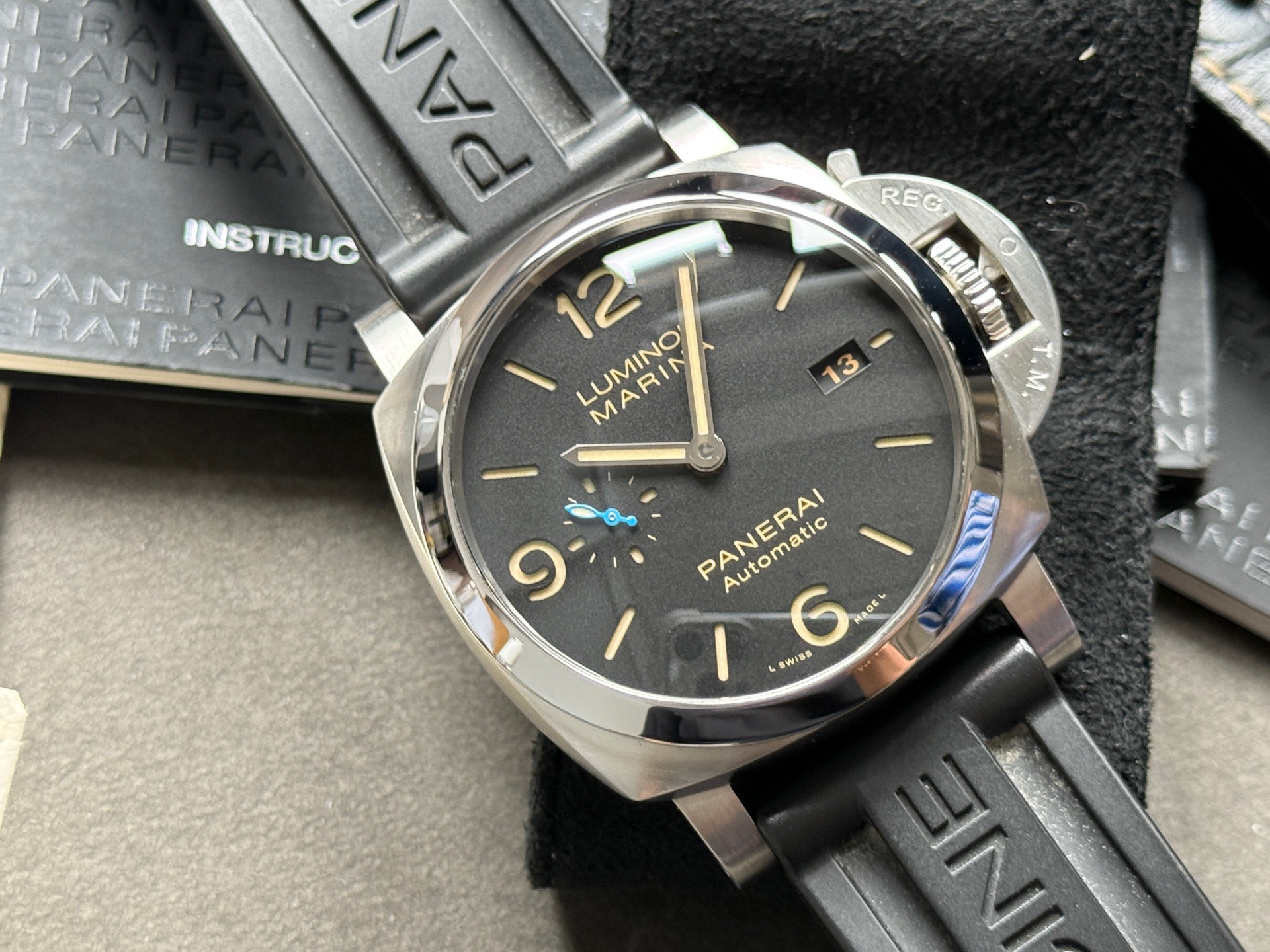 Panerai PAM01312 detail 4