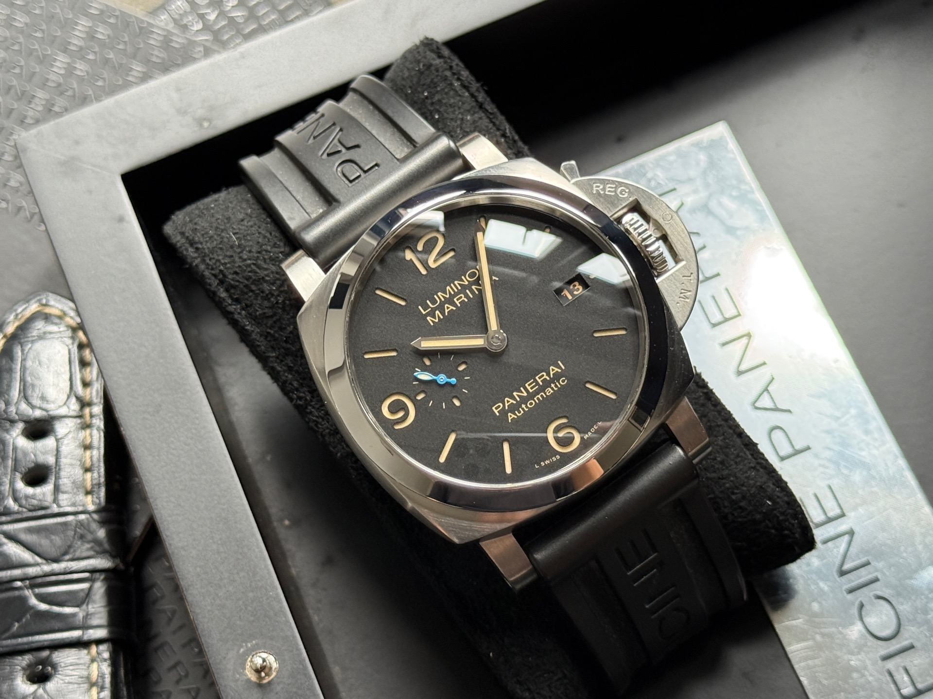 Panerai PAM01312 detail 6