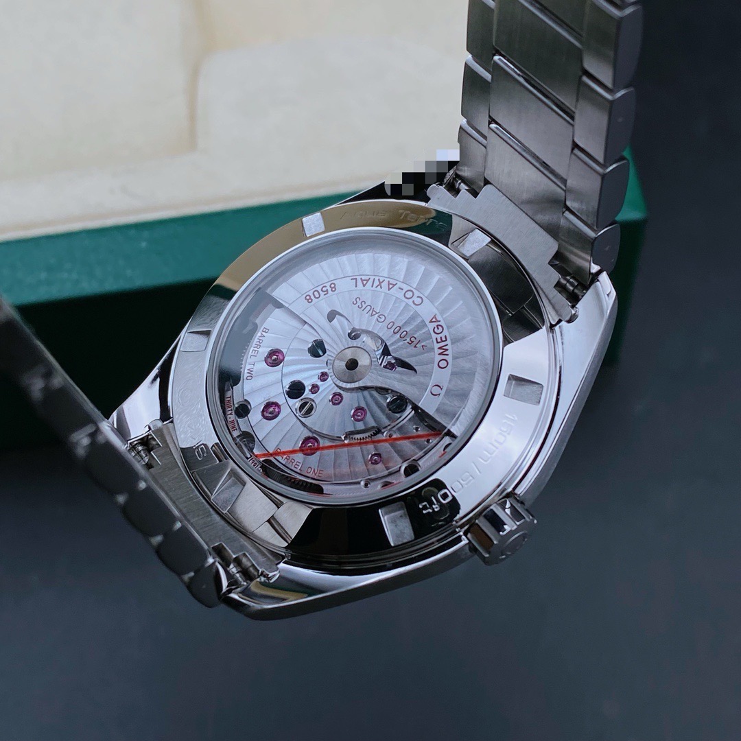 Omega 231.10.42.21.01.002 detail 5