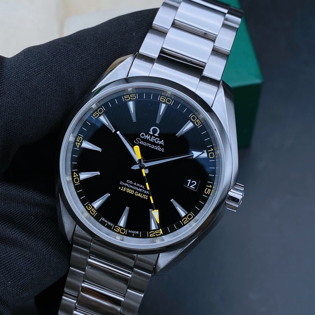Omega 231.10.42.21.01.002 detail 1