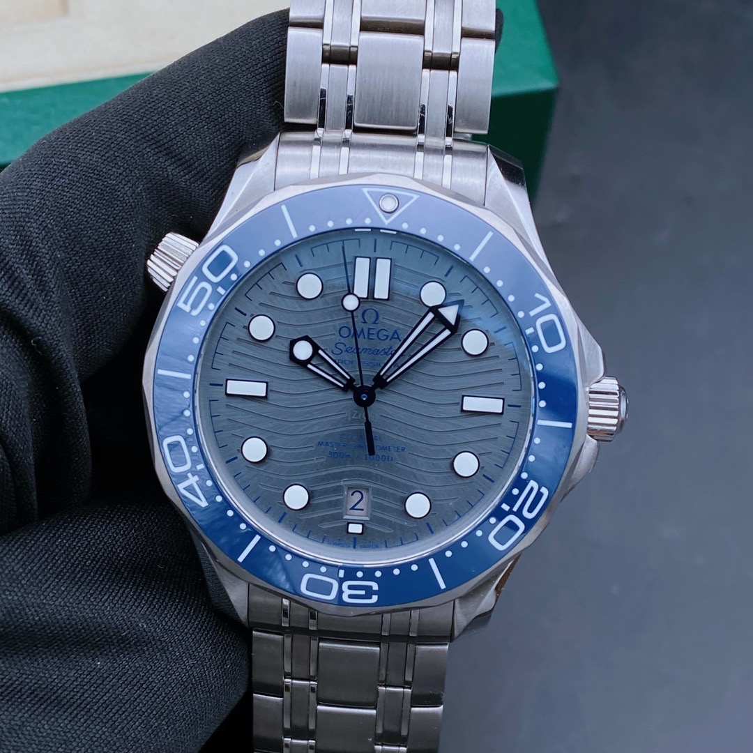 Omega 210.30.42.20.06.001