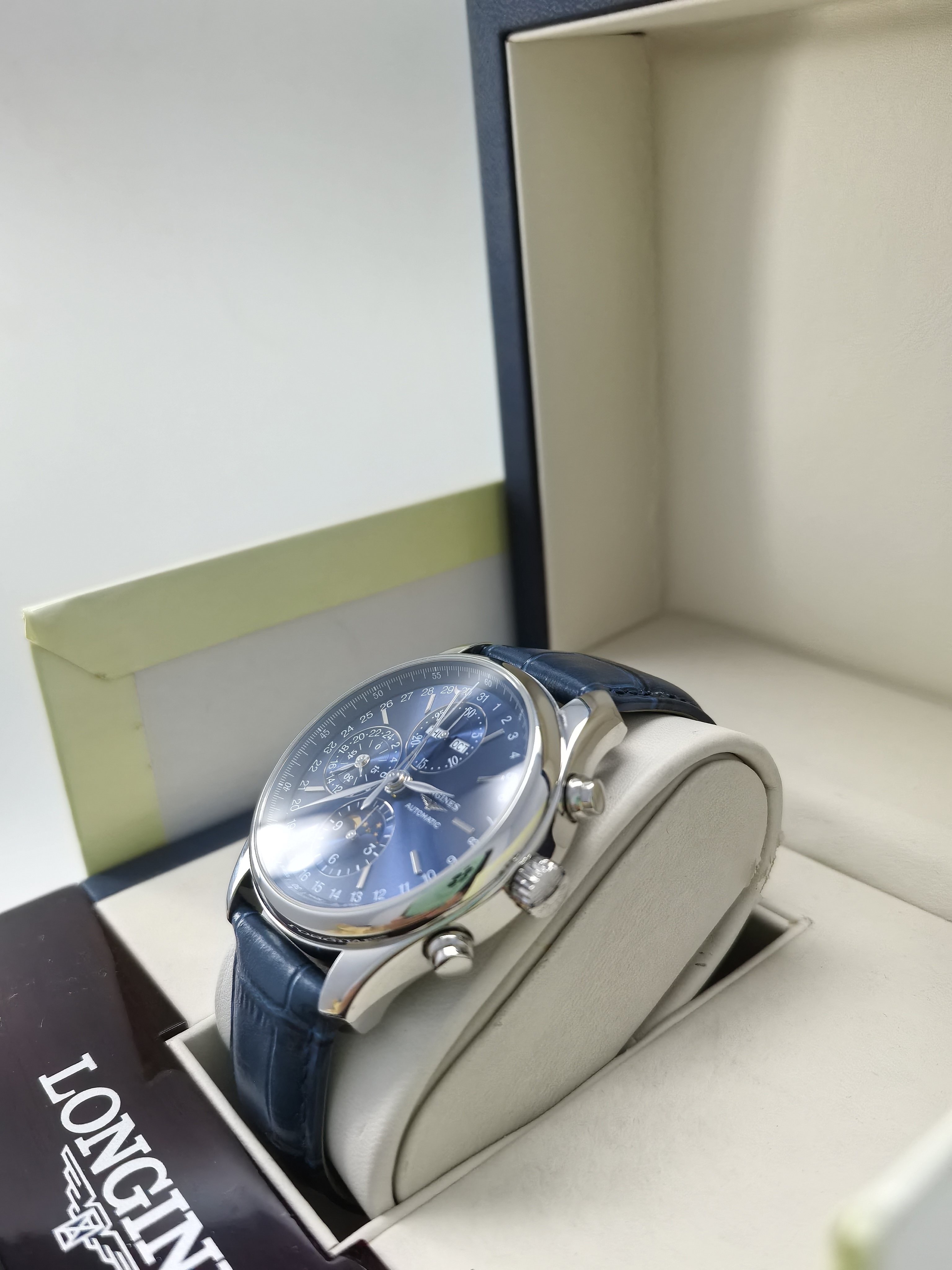 Longines L2.773.4.92.0 detail 3