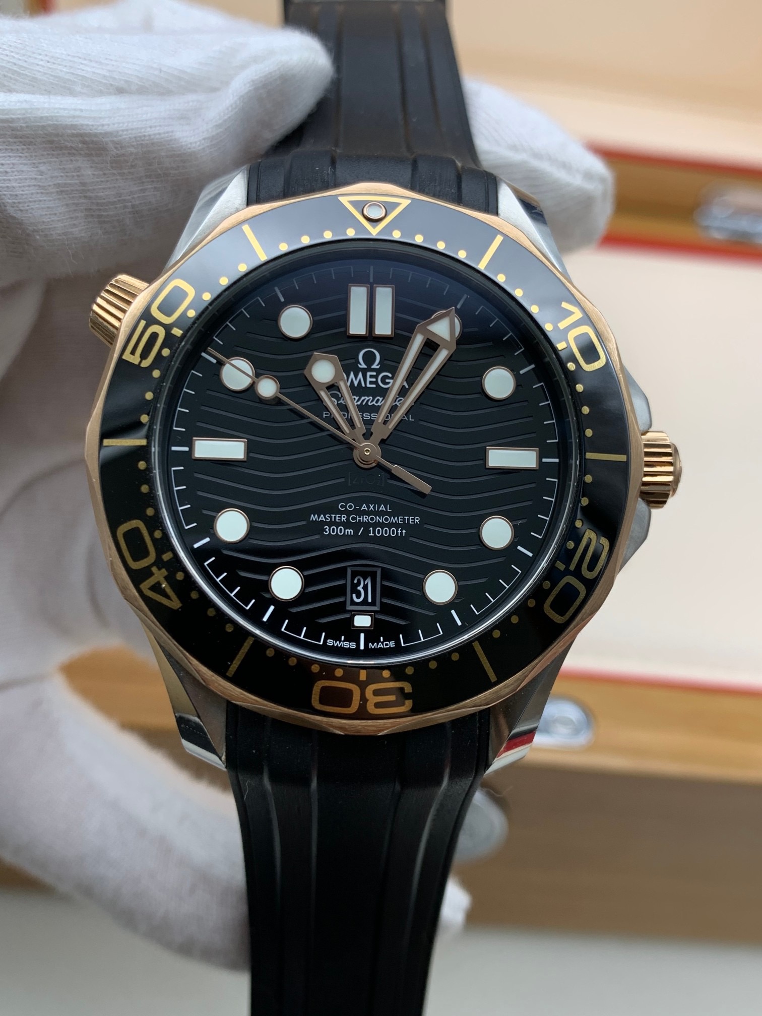 Omega 210.22.42.20.01.002