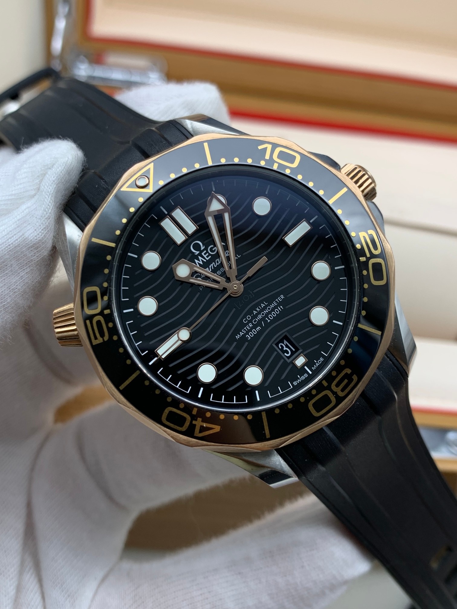 Omega 210.22.42.20.01.002 detail 1