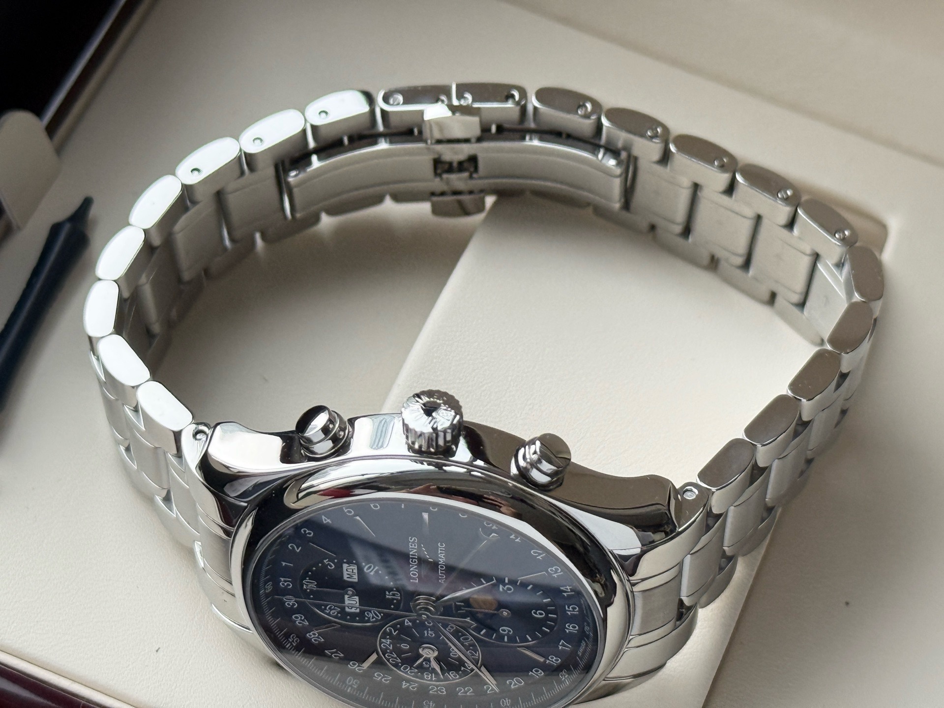Longines L2.773.4.92.6 detail 3