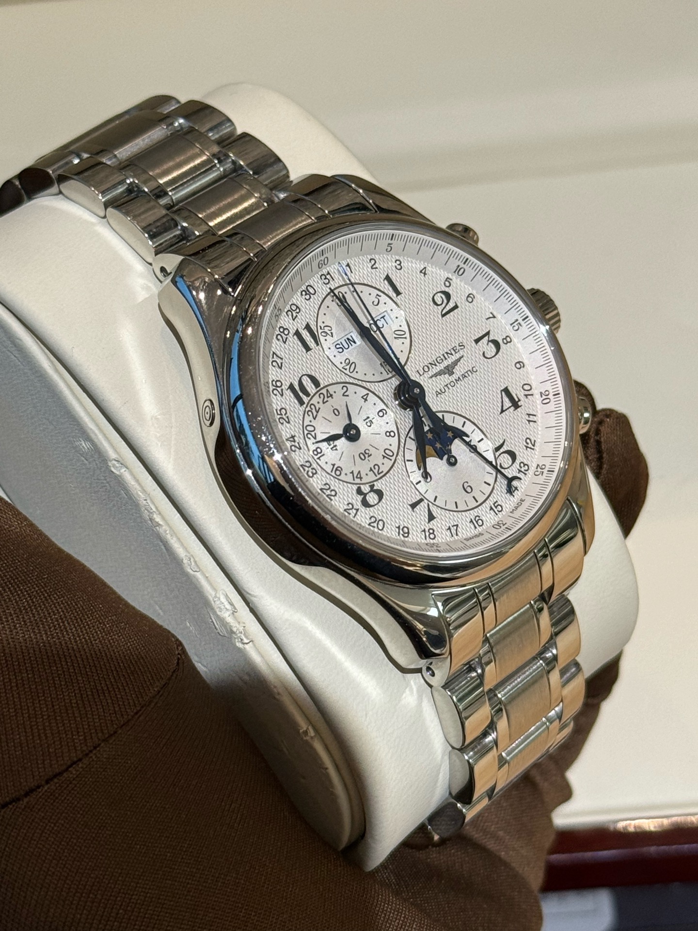 Longines L2.773.4.78.6 detail 3