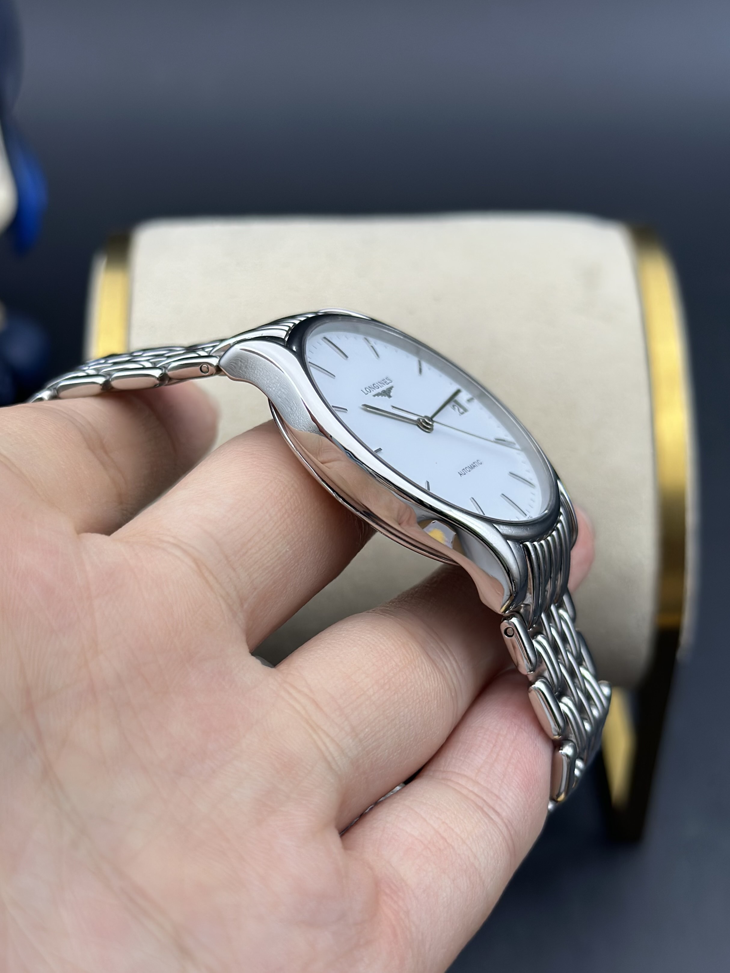 Longines L4.760.4.12.6 detail 2