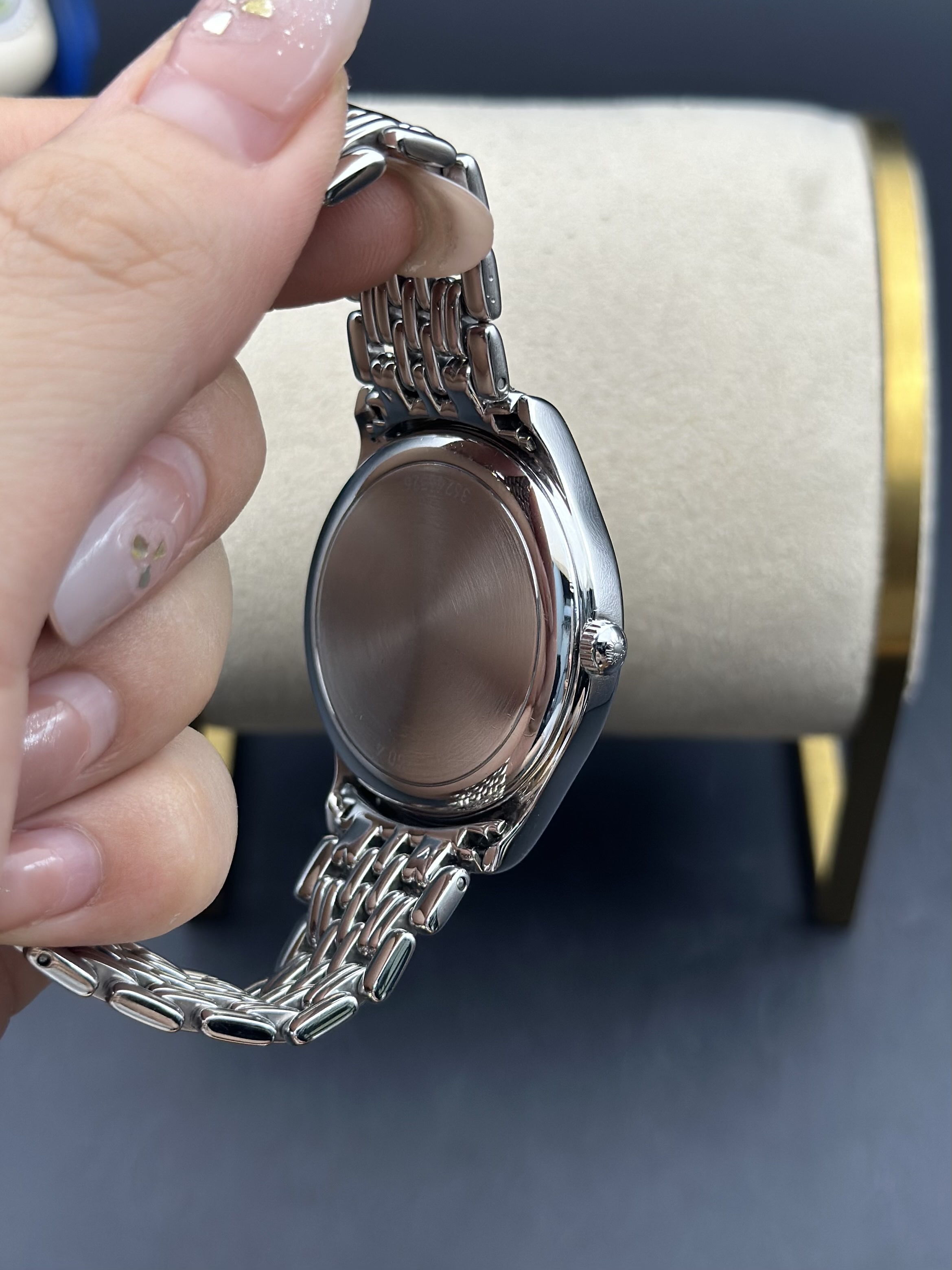 Longines L4.760.4.12.6 detail 3