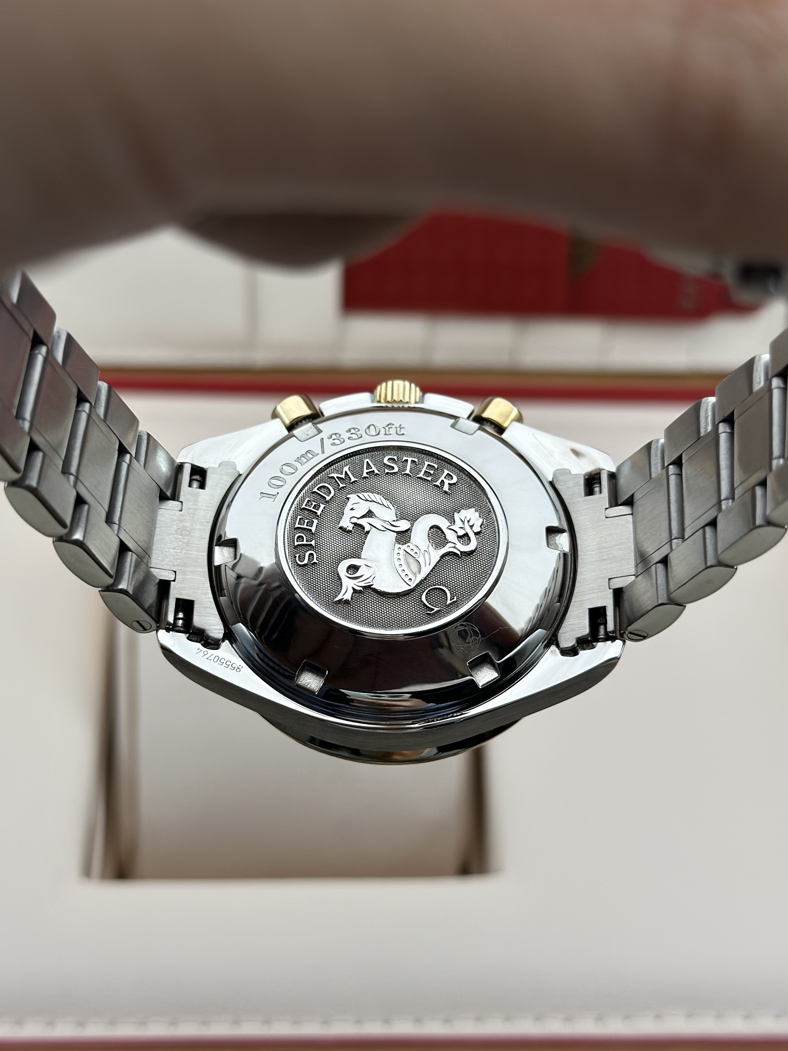 Omega 323.21.40.44.02.001 detail 6