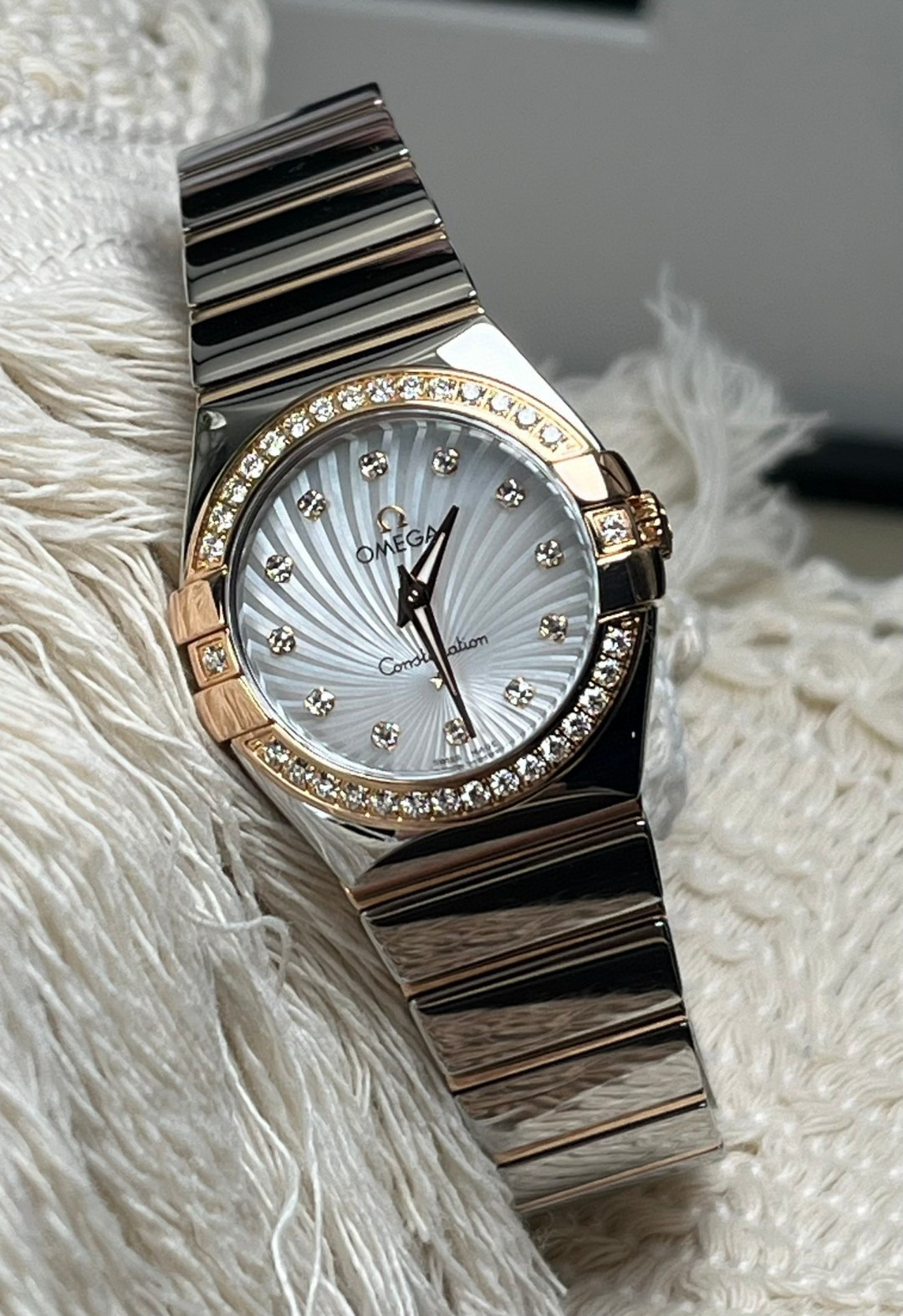 Omega 123.25.24.60.55.006 detail 1