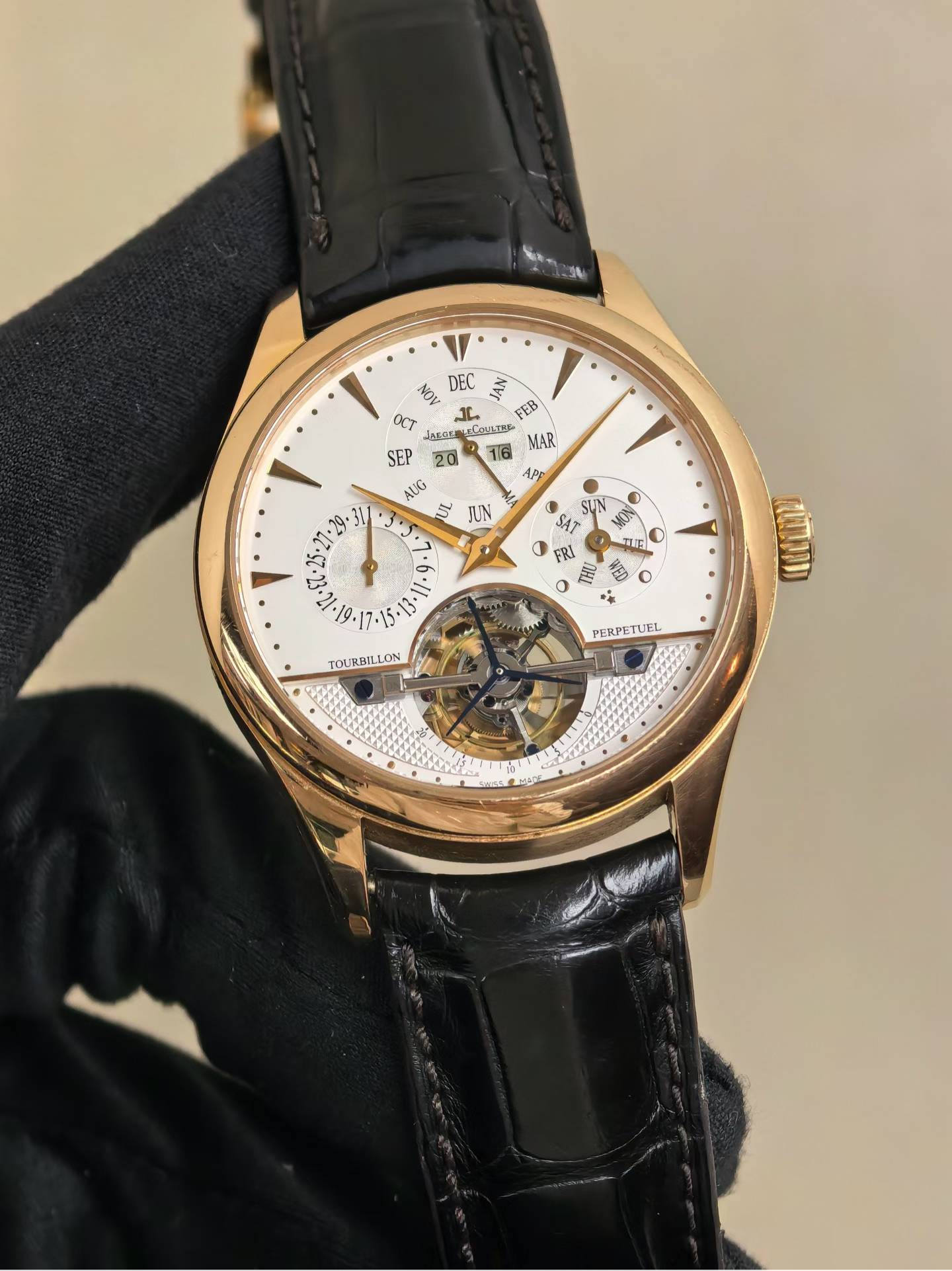 Jaeger-LeCoultre 500242A detail 1