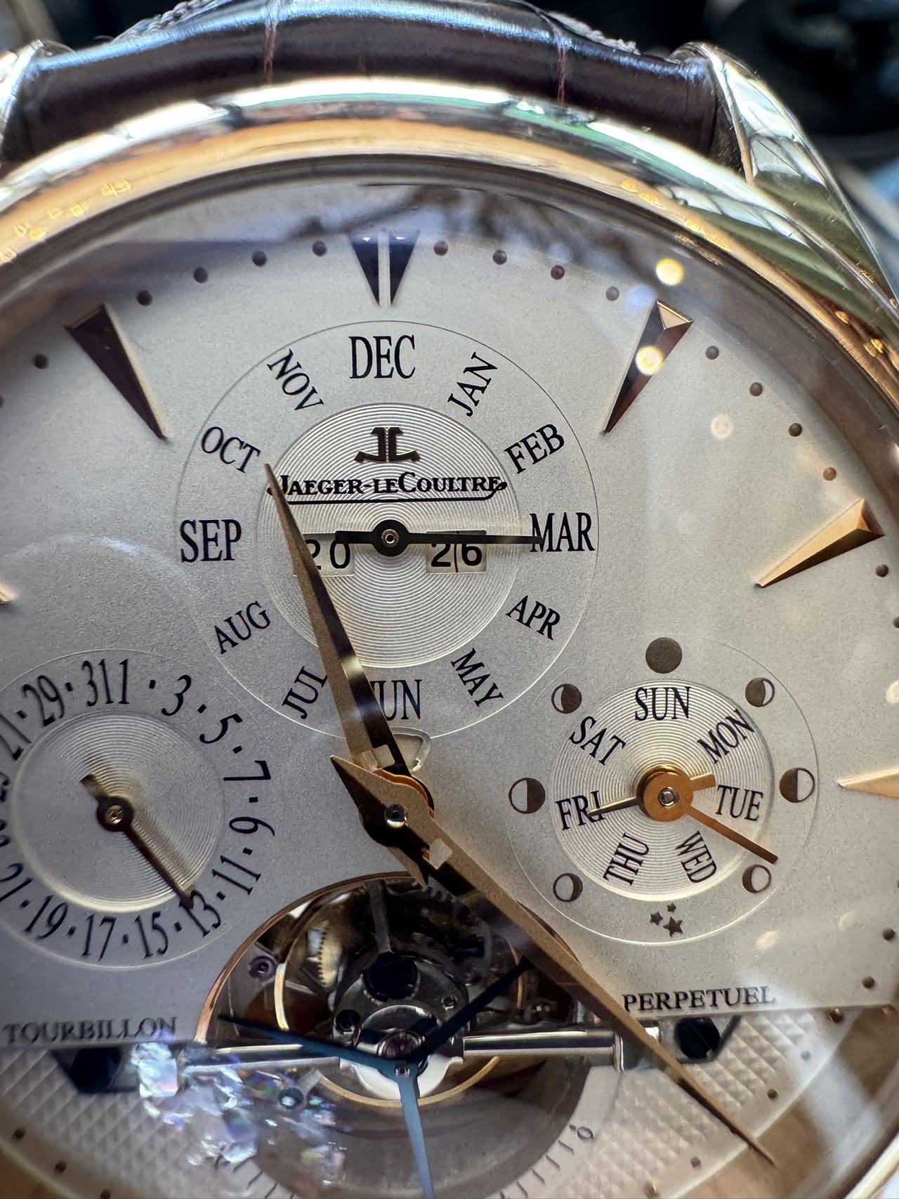 Jaeger-LeCoultre 500242A detail 2