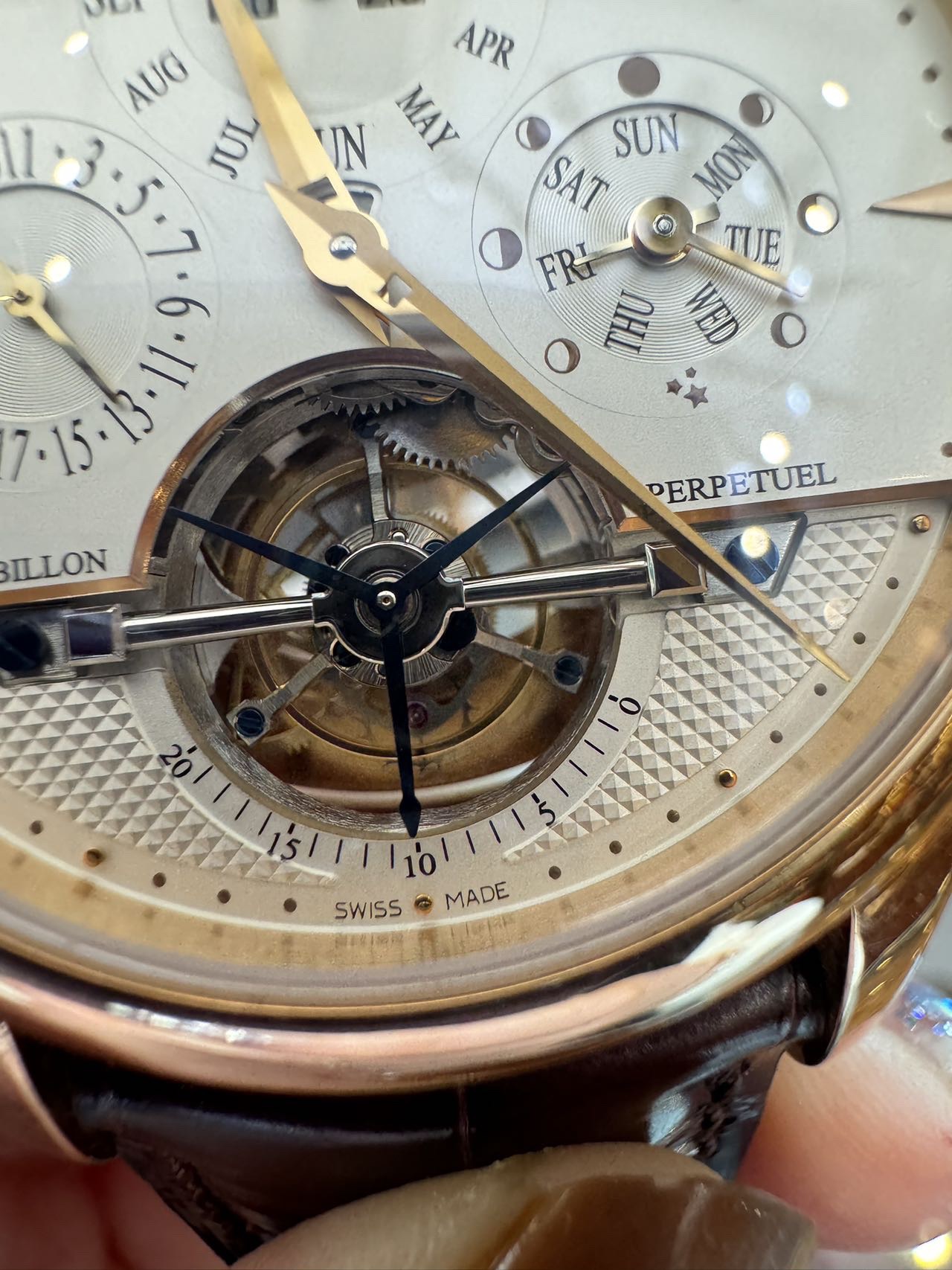 Jaeger-LeCoultre 500242A detail 3