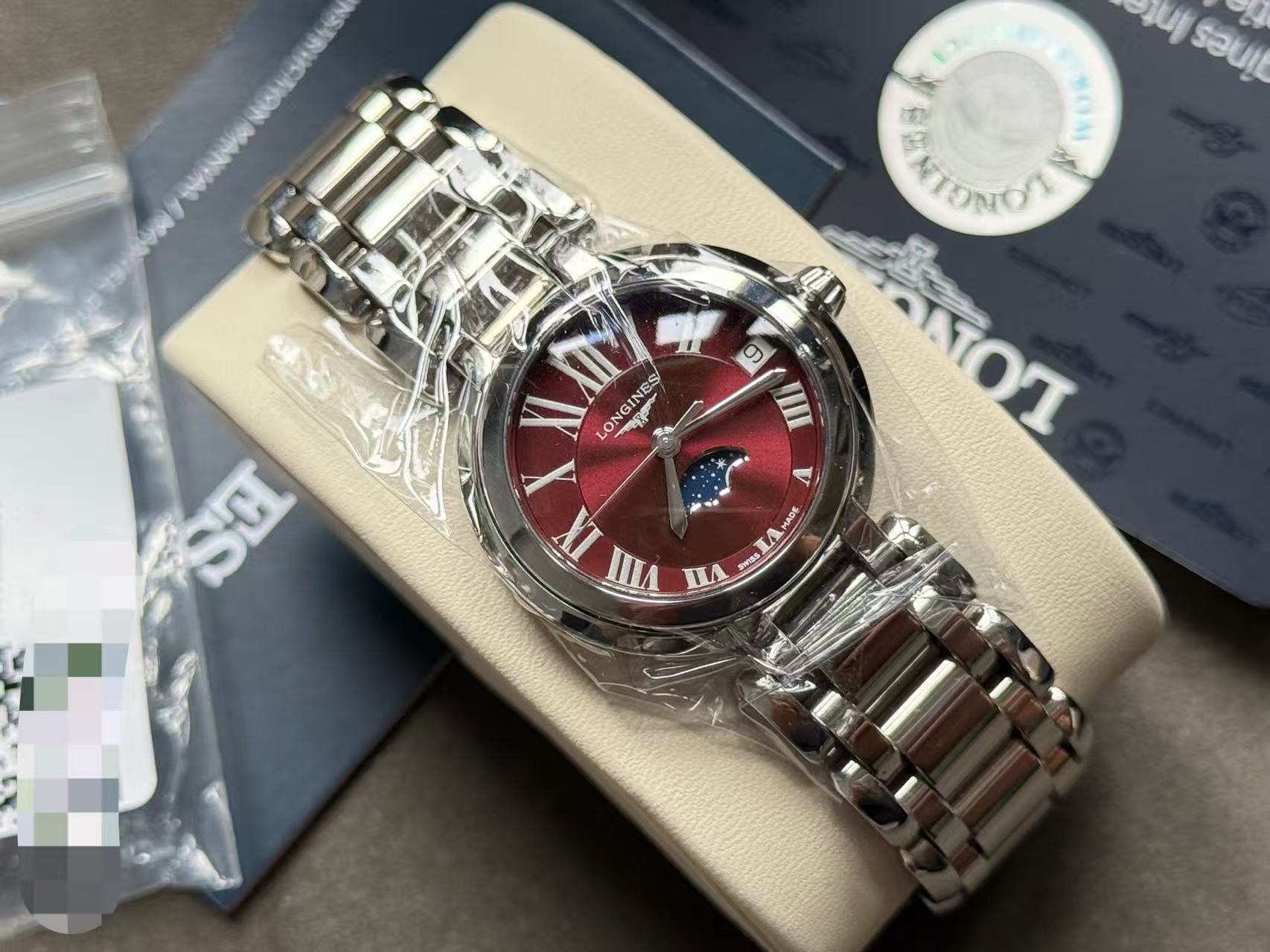 Longines L8.115.4.92.6 detail 1
