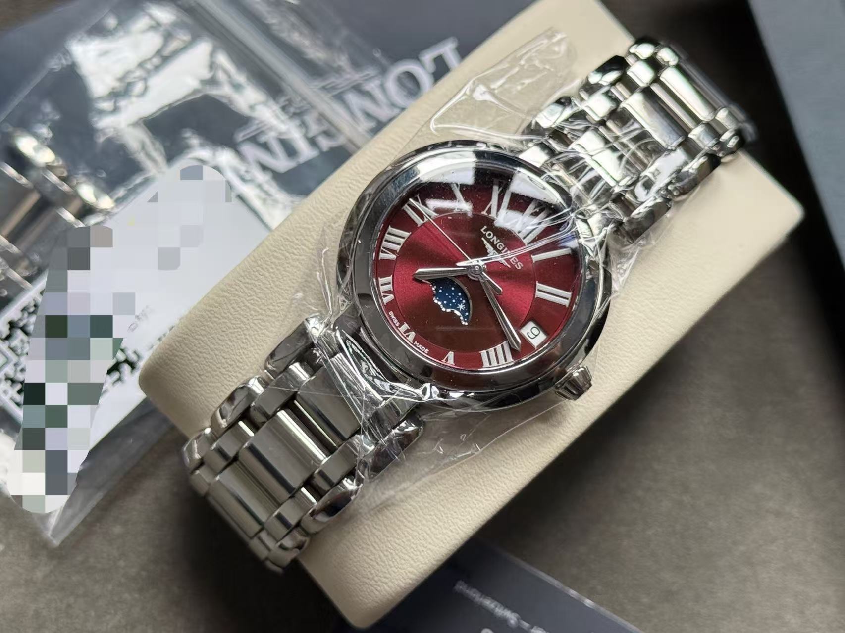 Longines L8.115.4.92.6 detail 2