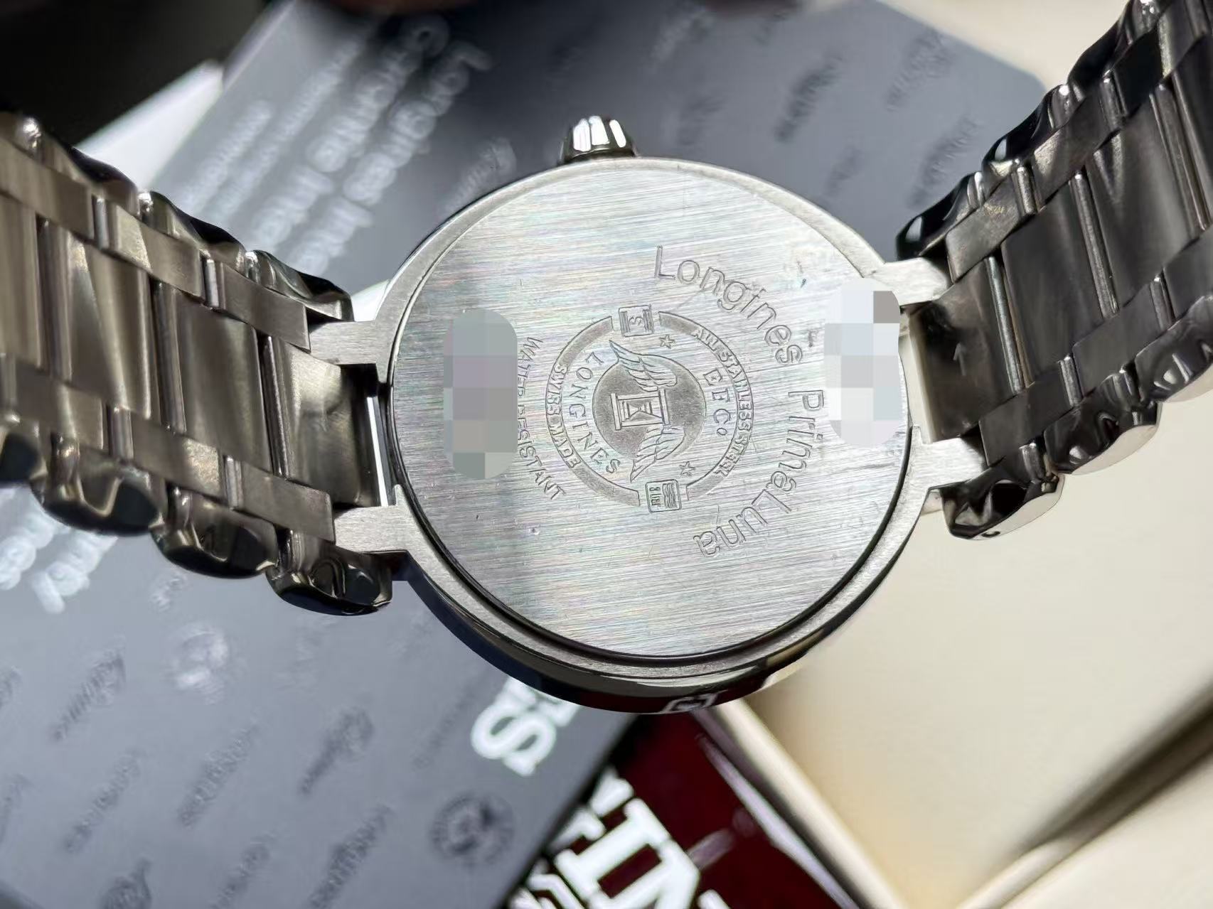 Longines L8.115.4.92.6 detail 3