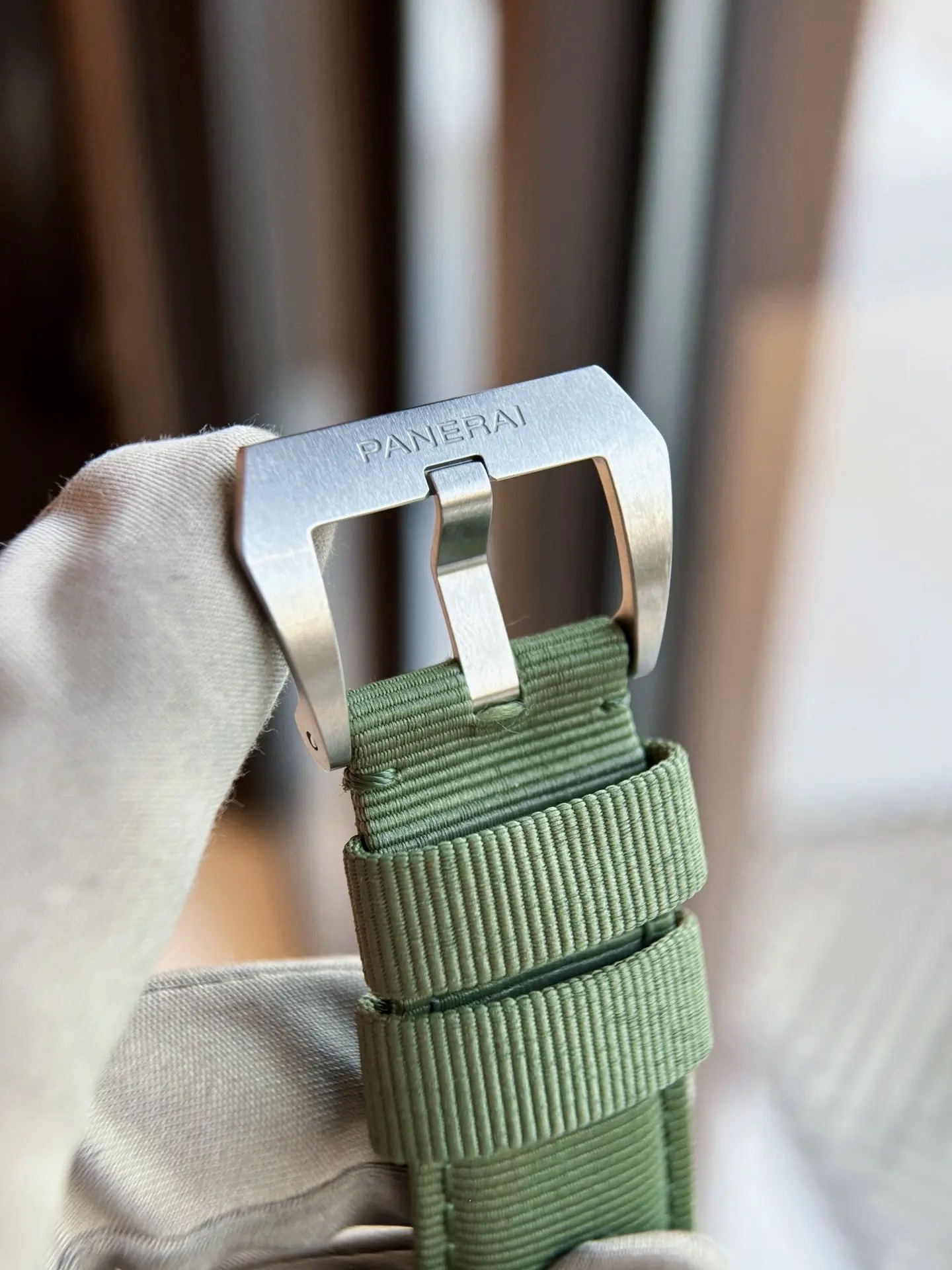 Panerai PAM01356 detail 6