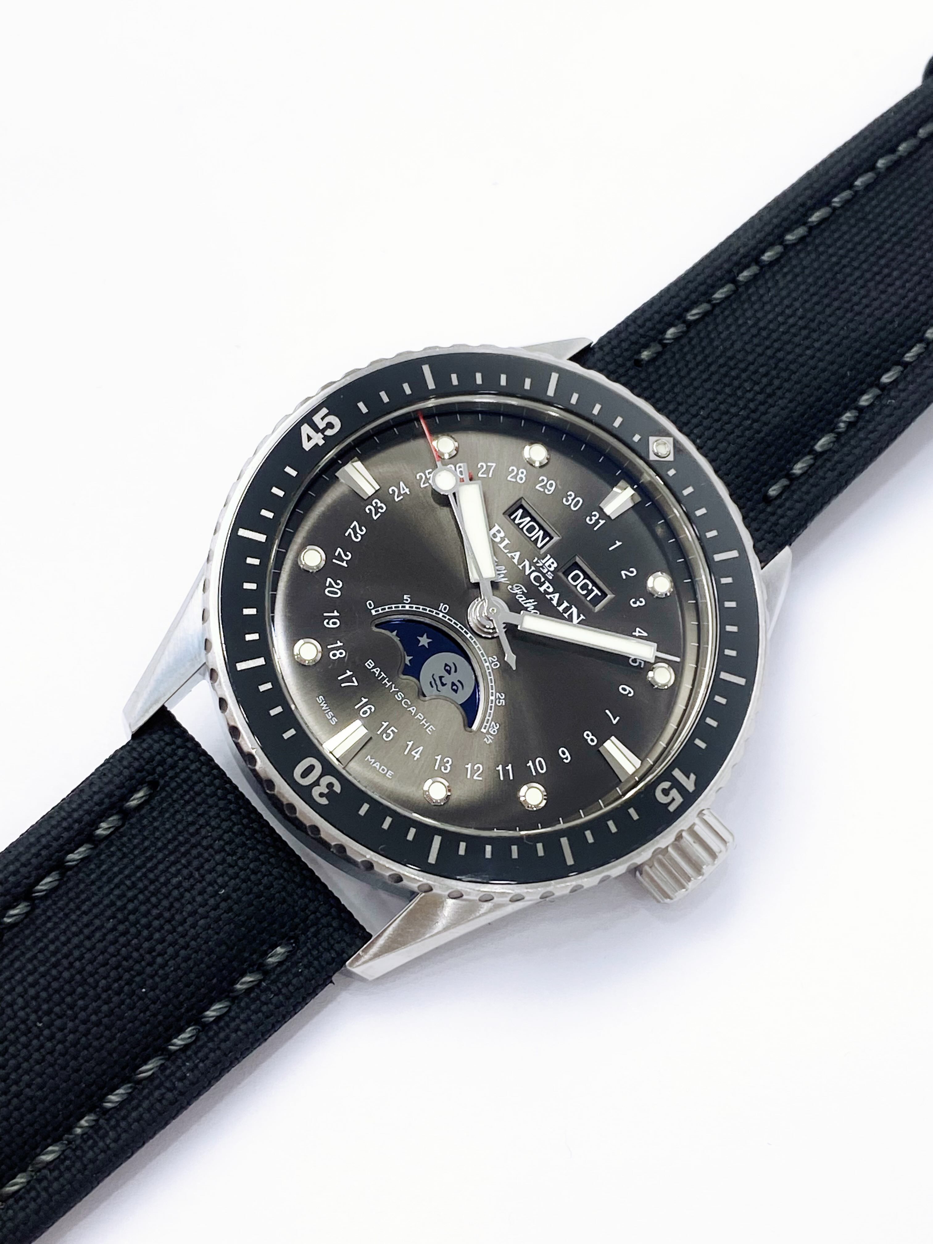 Blancpain 5054 1110 B52A detail 1