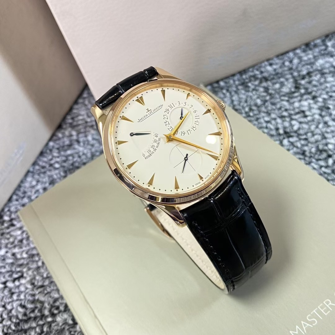 Jaeger-LeCoultre 1372520 detail 2