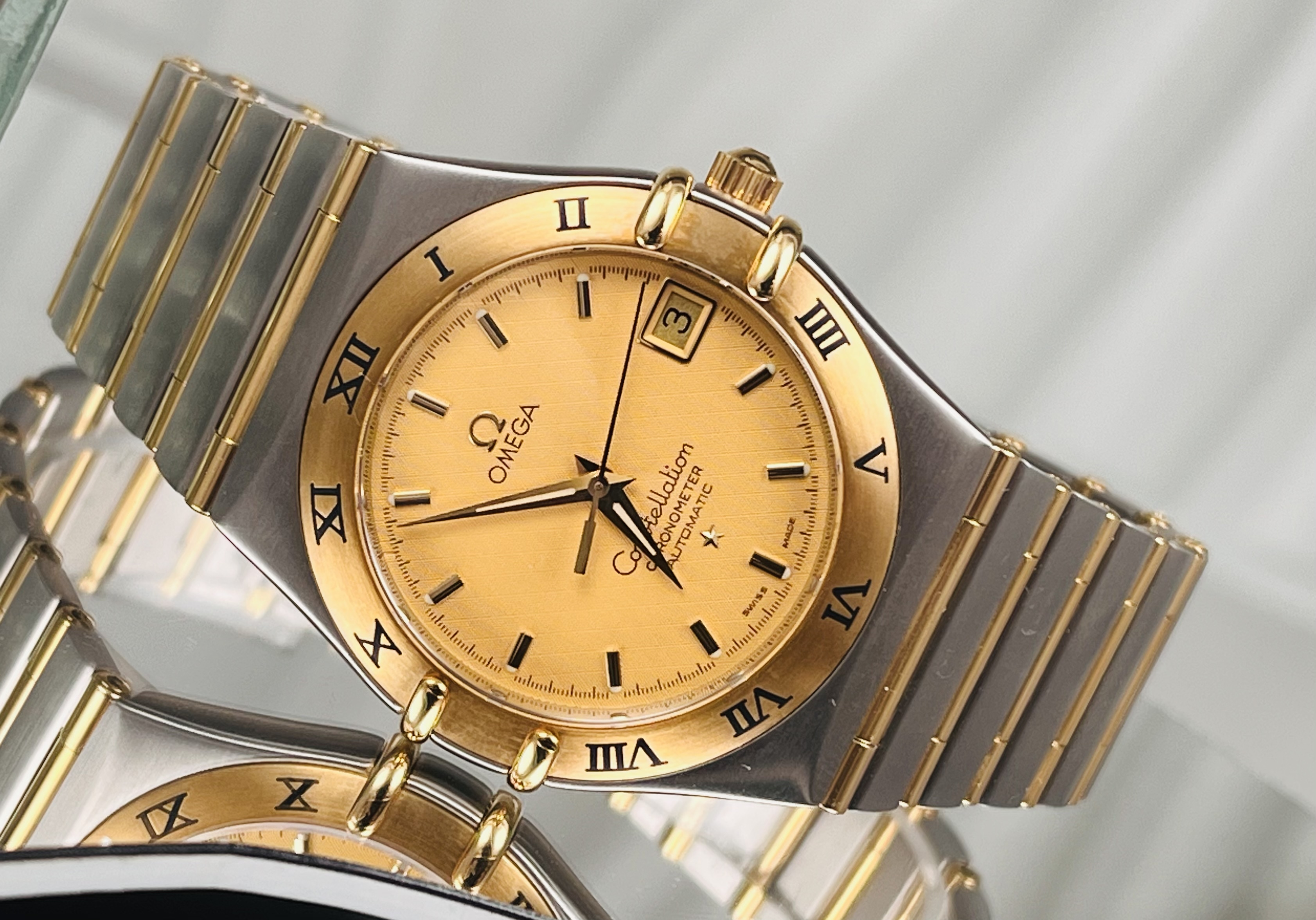 Omega 1202.10.00 detail 3