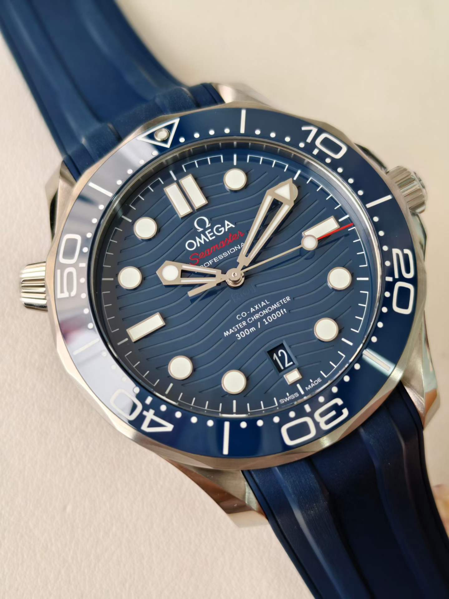 Omega 210.32.42.20.03.001