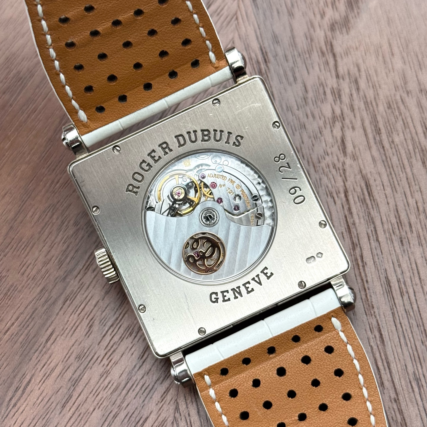 Roger Dubuis Vintage detail 5