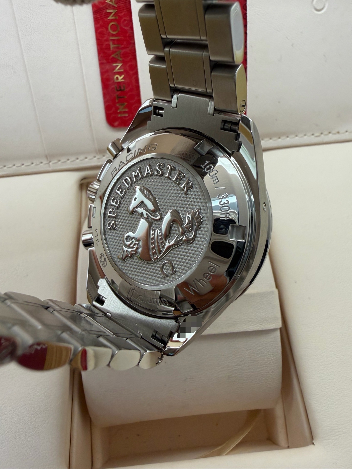 Omega 326.30.40.50.01.001 detail 5