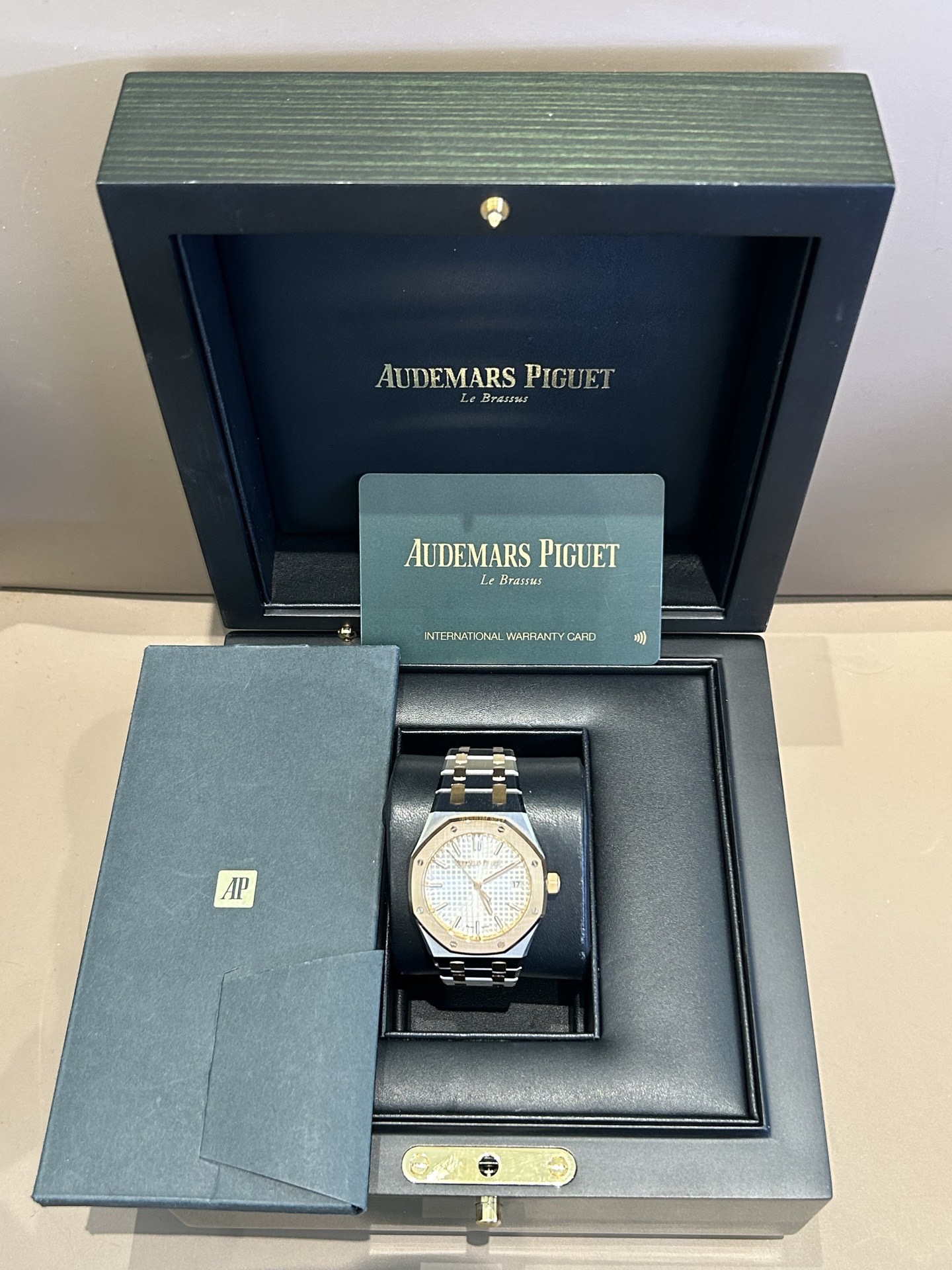 Audemars Piguet 77450SR.OO.1361SR.02 detail 7