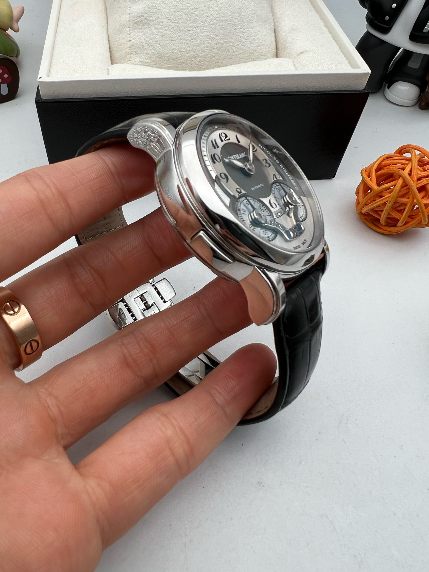 Montblanc U0102337 detail 2