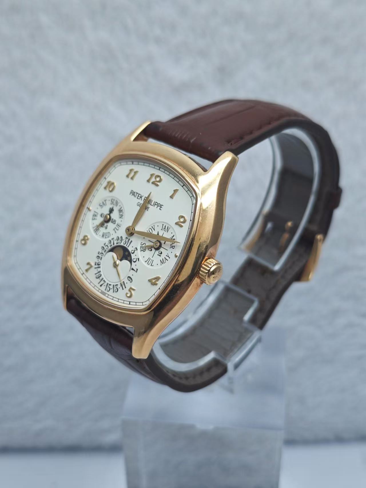 Patek Philippe 5940J-001 detail 8