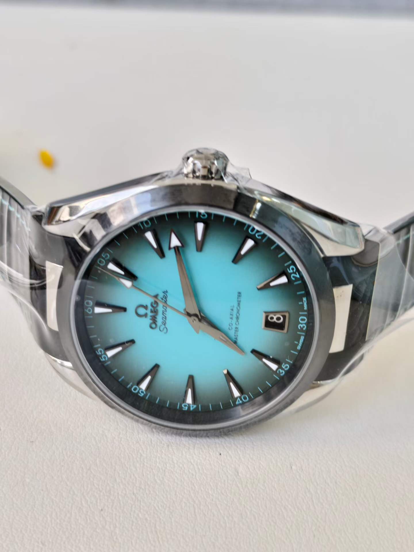 Omega 220.32.41.21.03.001 detail 6