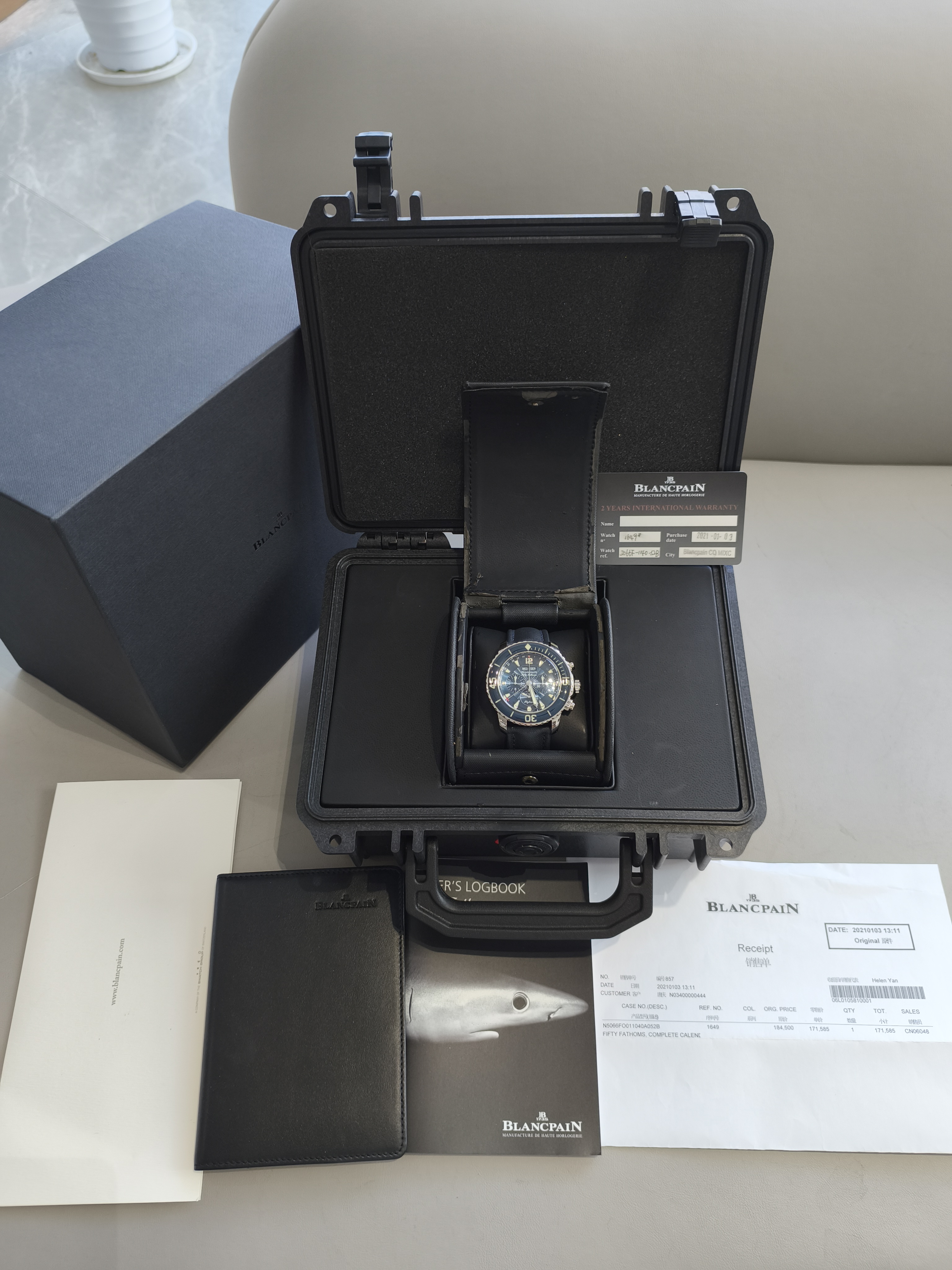 Blancpain 5066F-1140-52B detail 2