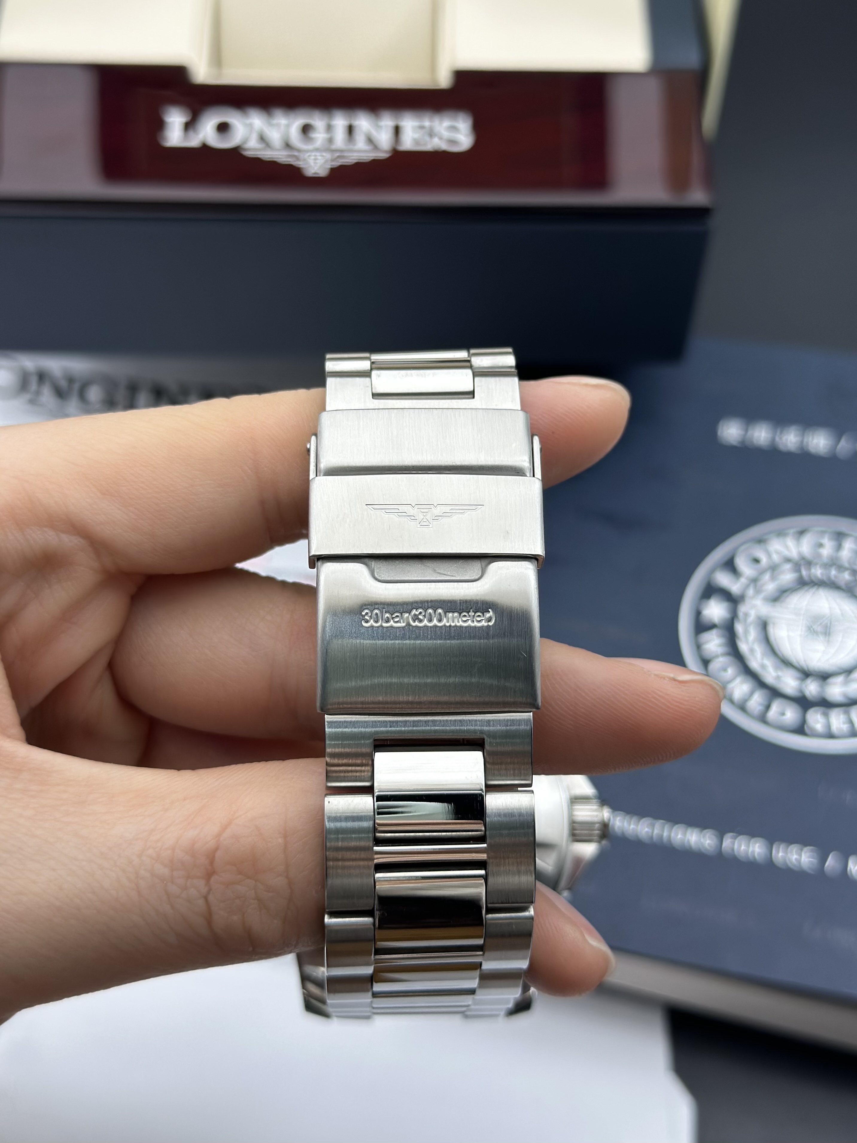 Longines L3.742.4.96.6 detail 3