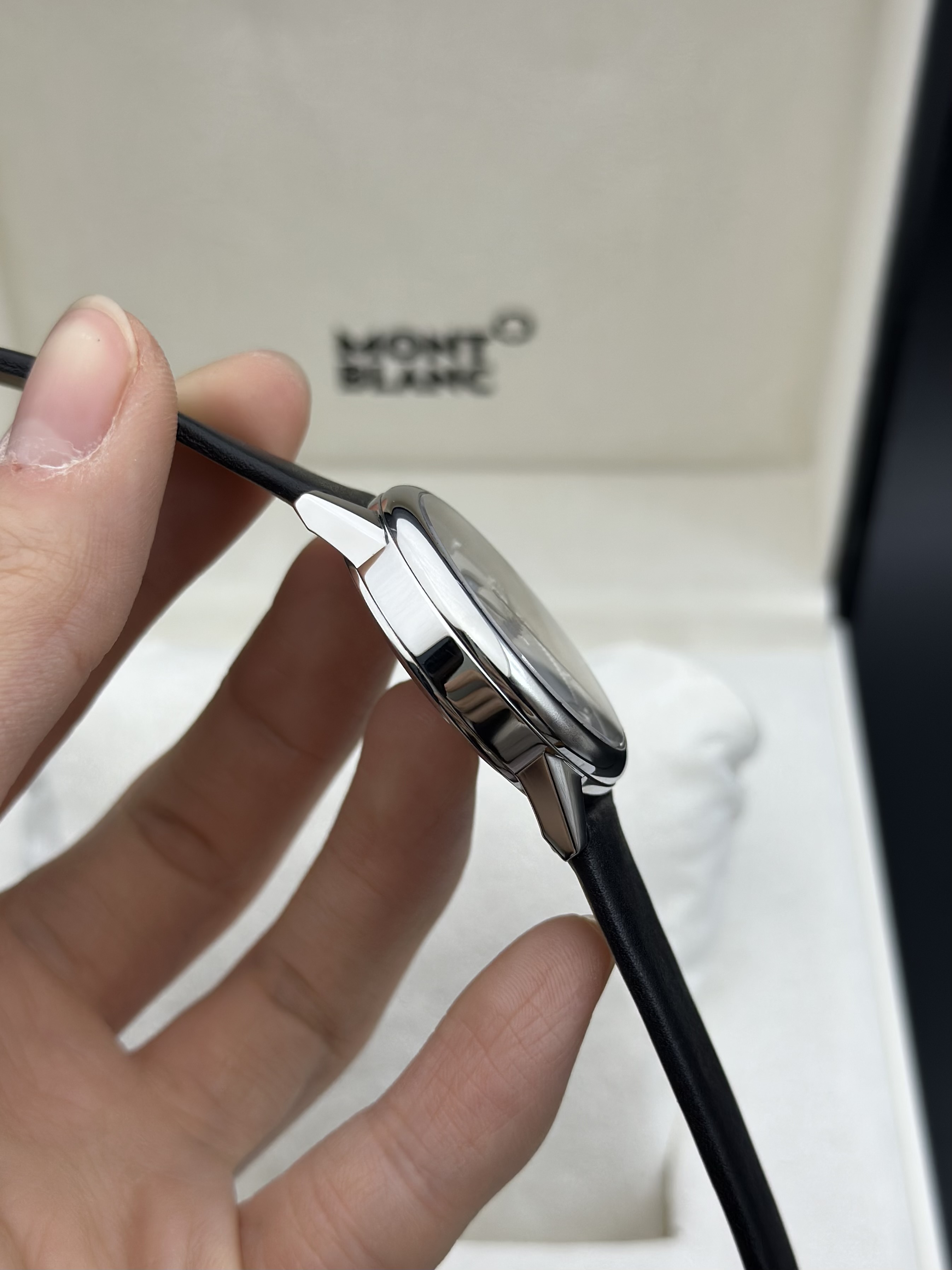 Montblanc U0112512 detail 2
