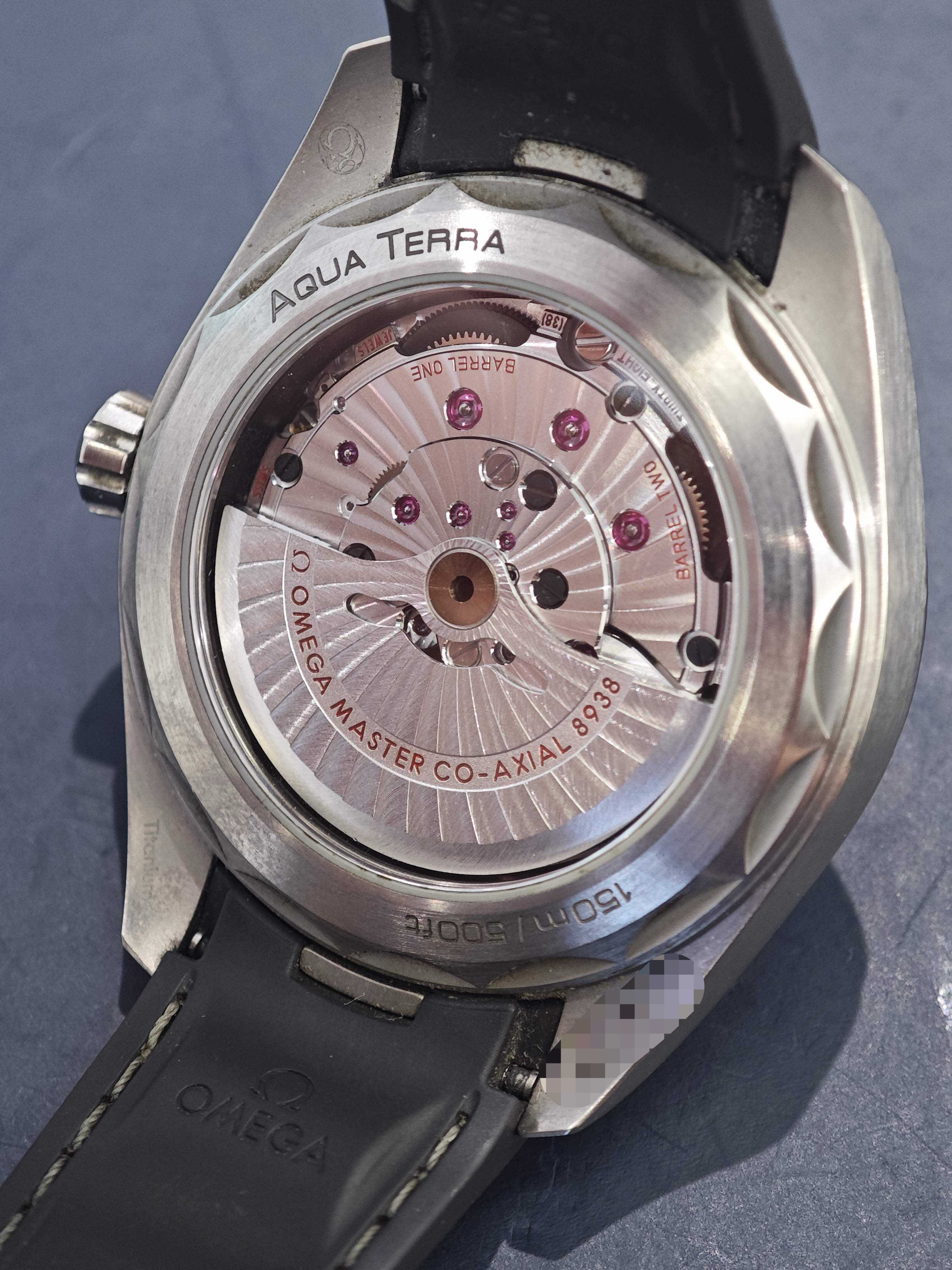 Omega 220.92.43.22.99.001 detail 4