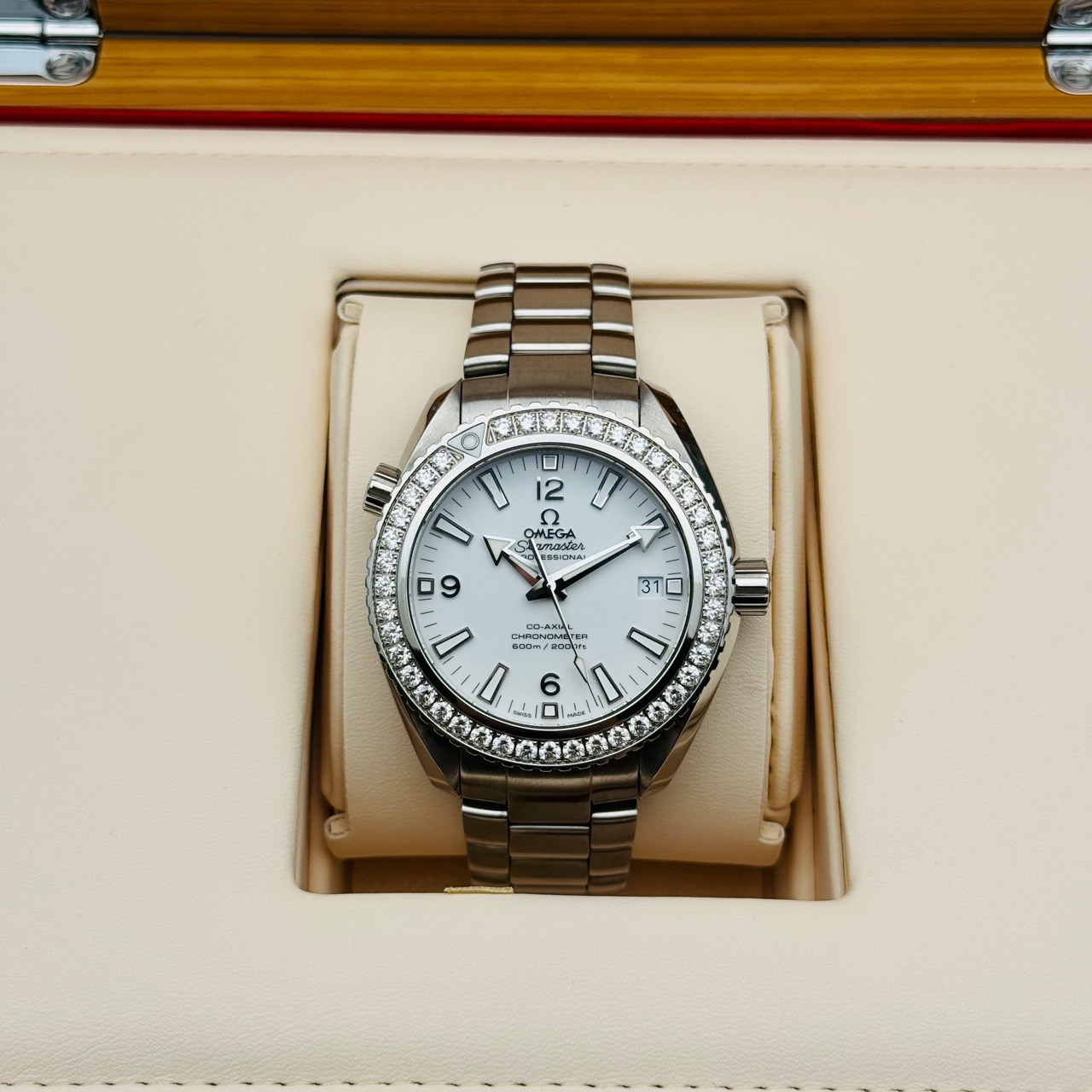 Omega 232.15.42.21.04.001