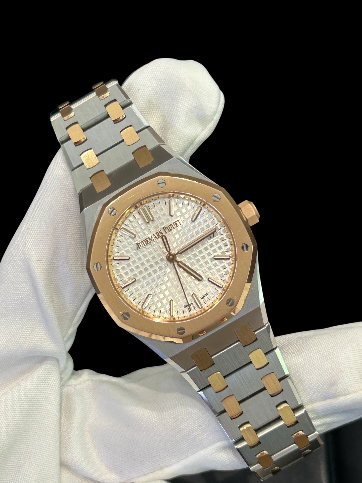 Audemars Piguet 77450SR.OO.1361SR.02 detail 4
