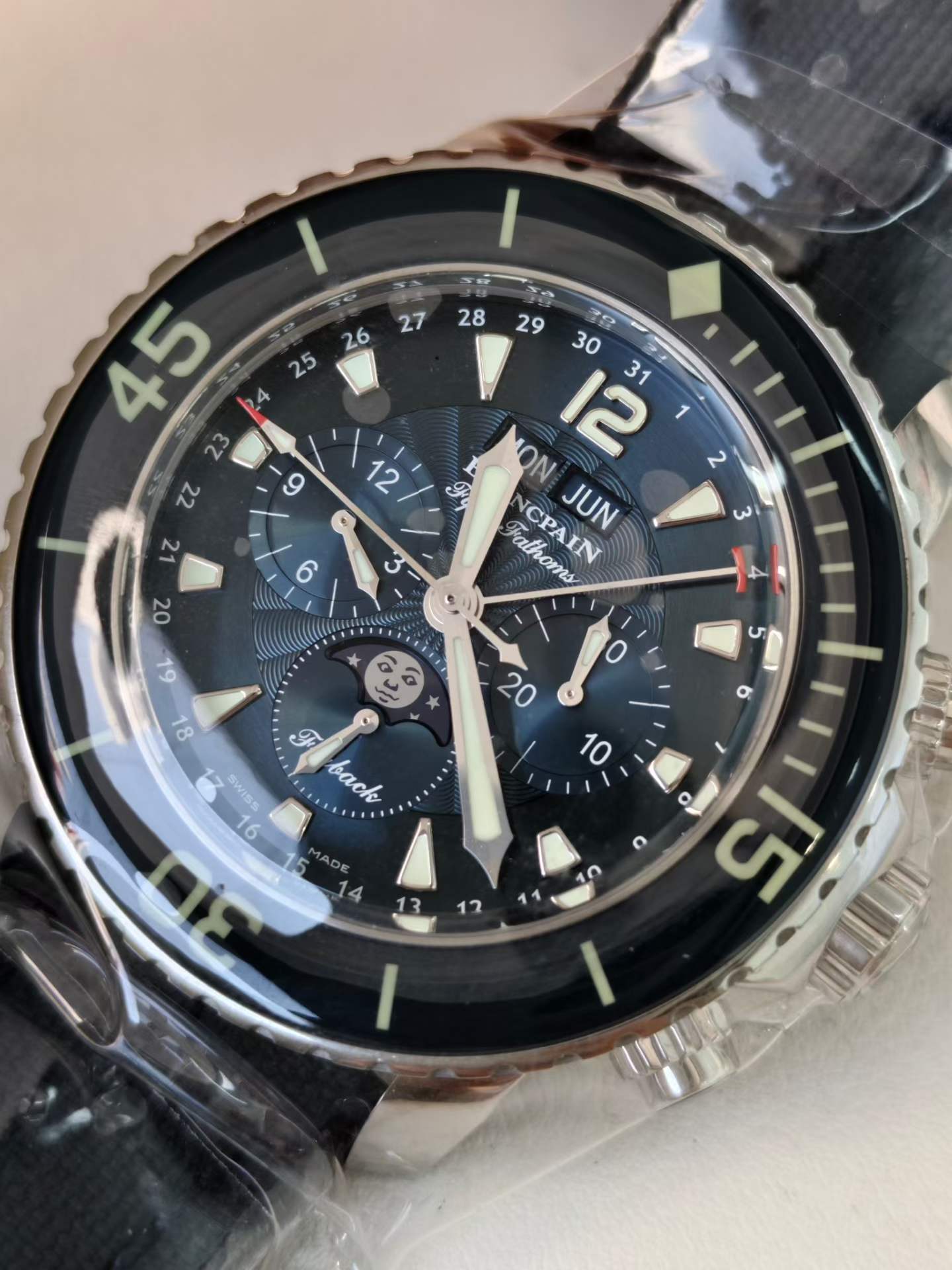 Blancpain 5066F-1140-52B detail 1