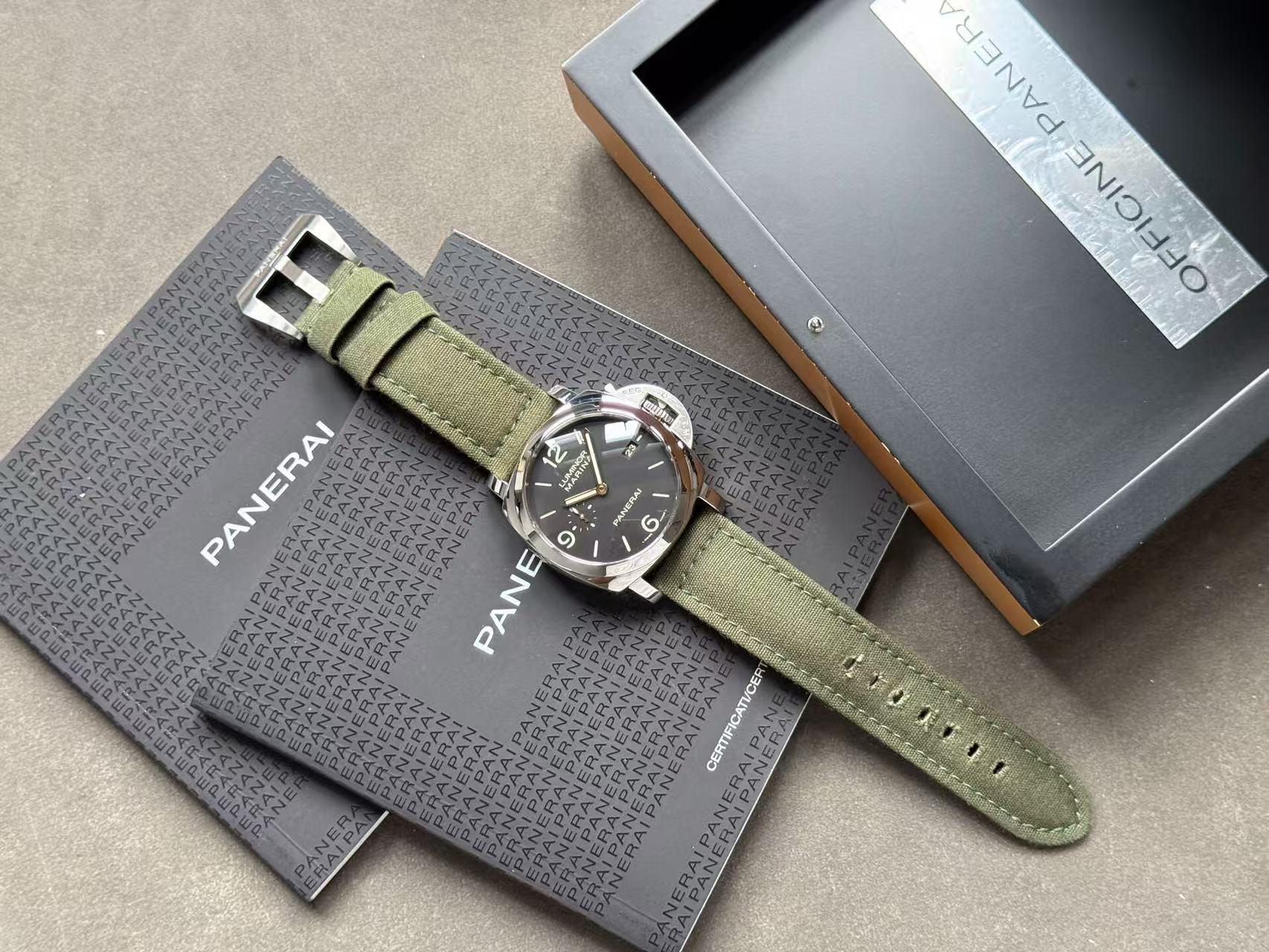 Panerai PAM00618 detail 3