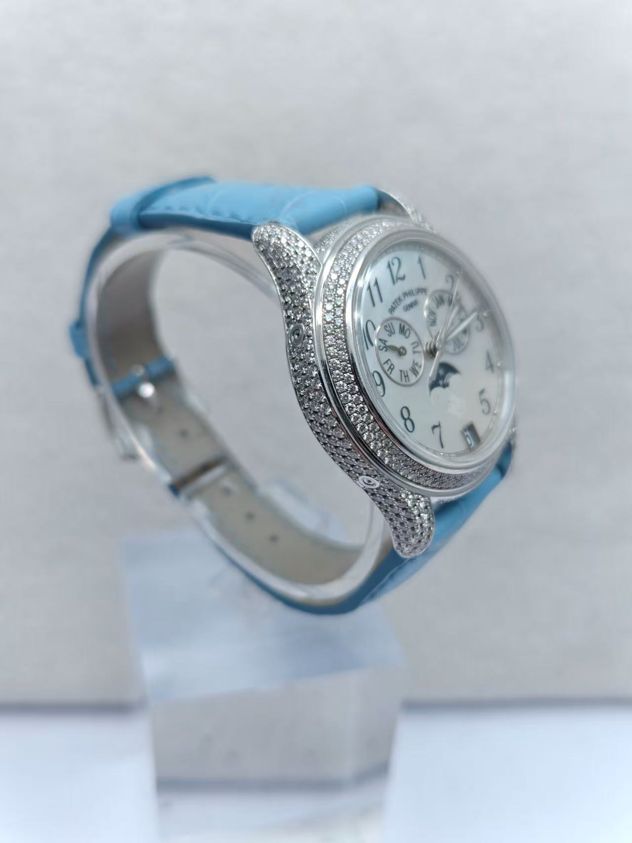 Patek Philippe 4937G-001 detail 2