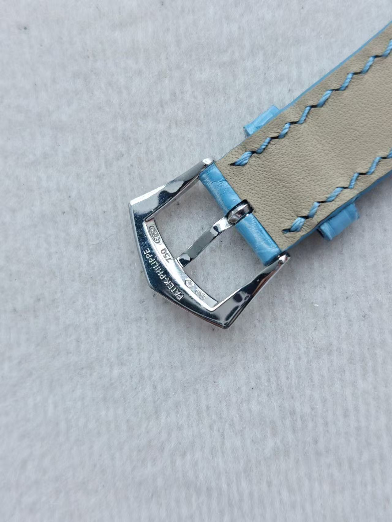 Patek Philippe 4937G-001 detail 6