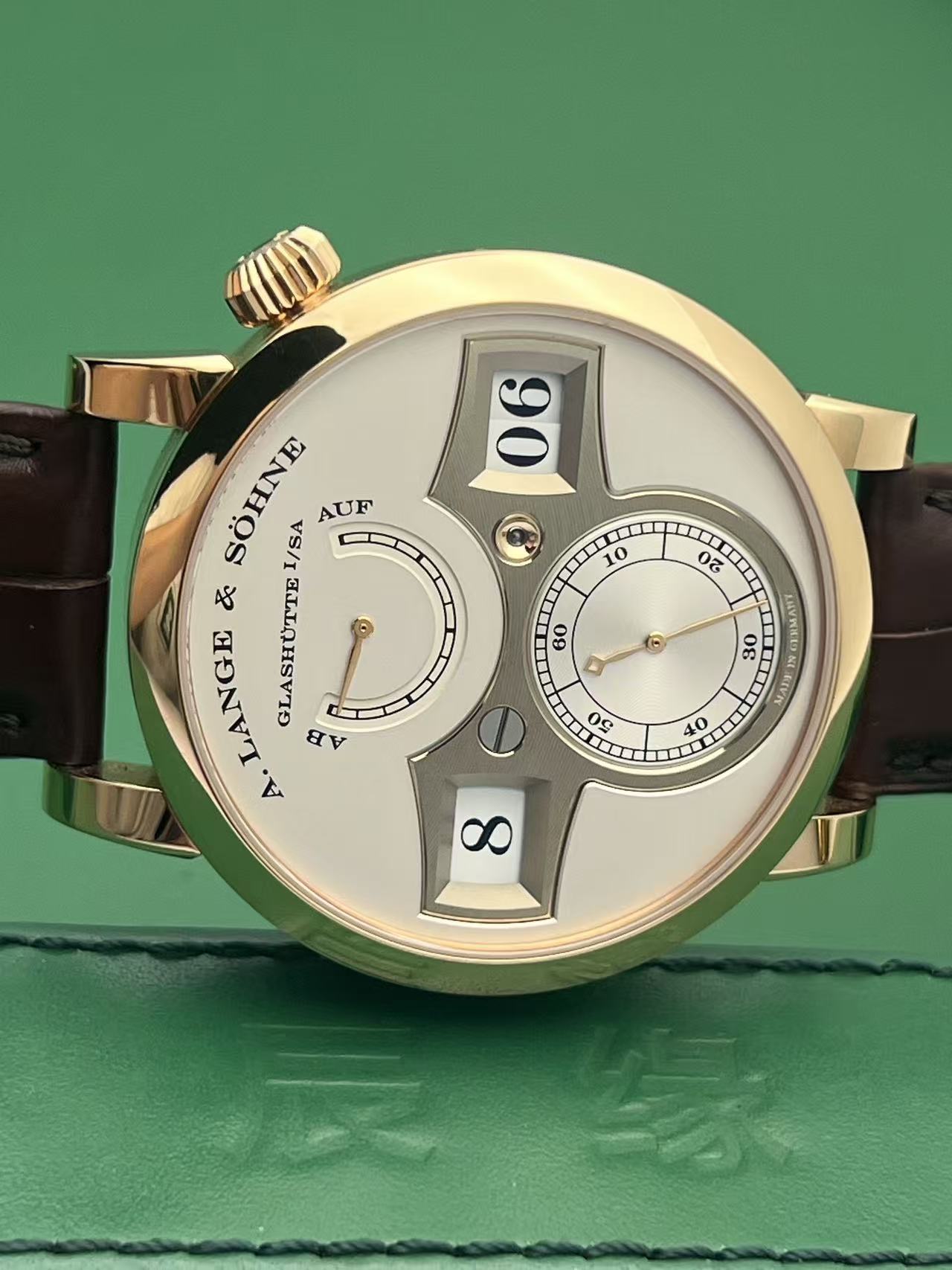 A. Lange & S&ouml;hne 140.032 detail 1