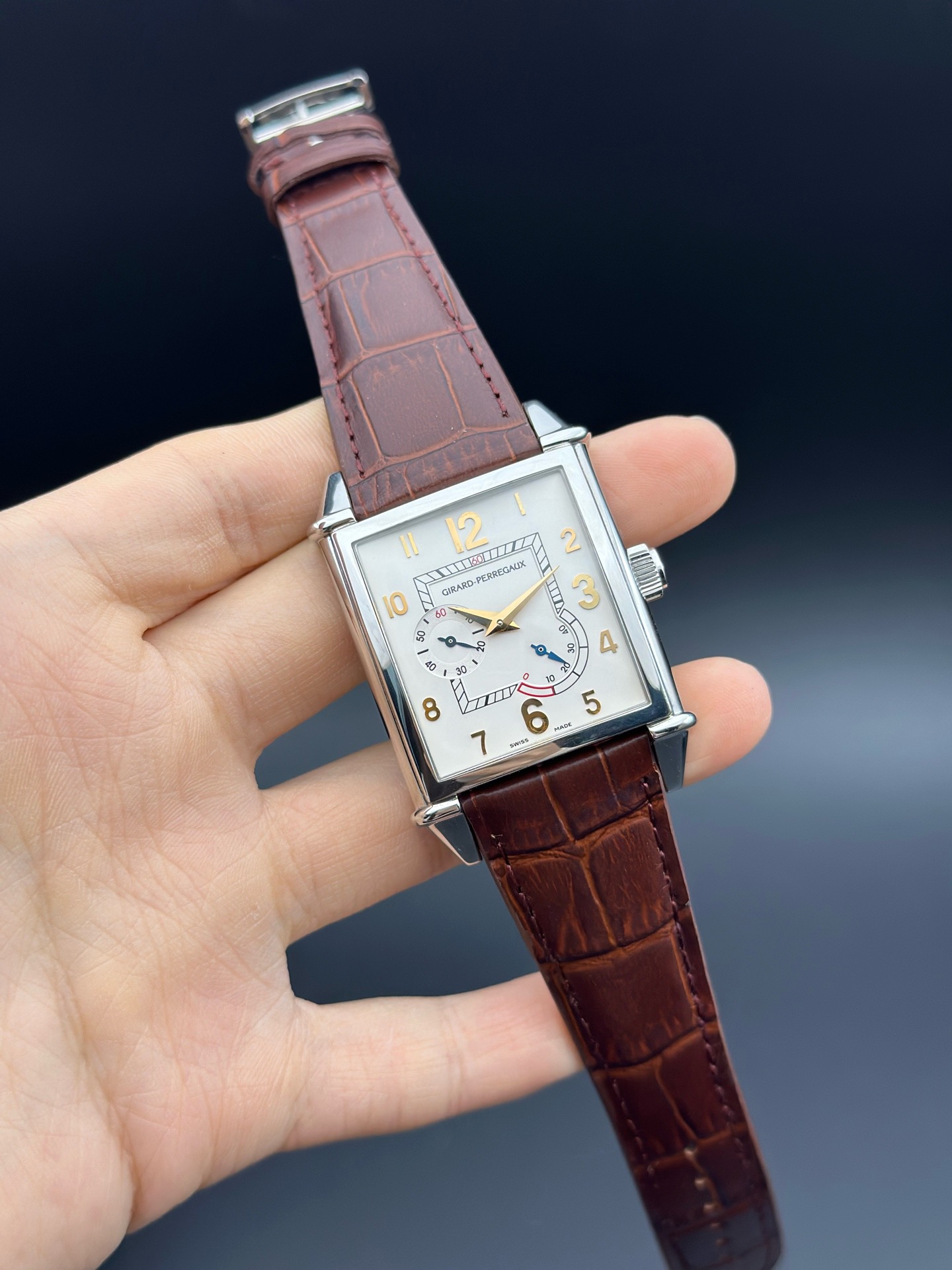 Girard Perregaux 25850-11-113-BAEA detail 7