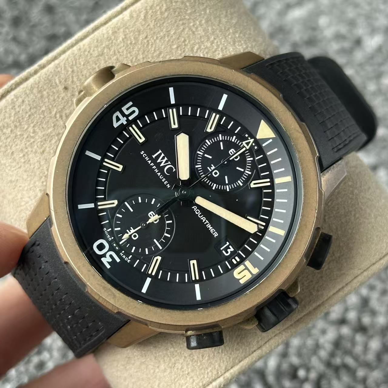 IWC IW379503 detail 5