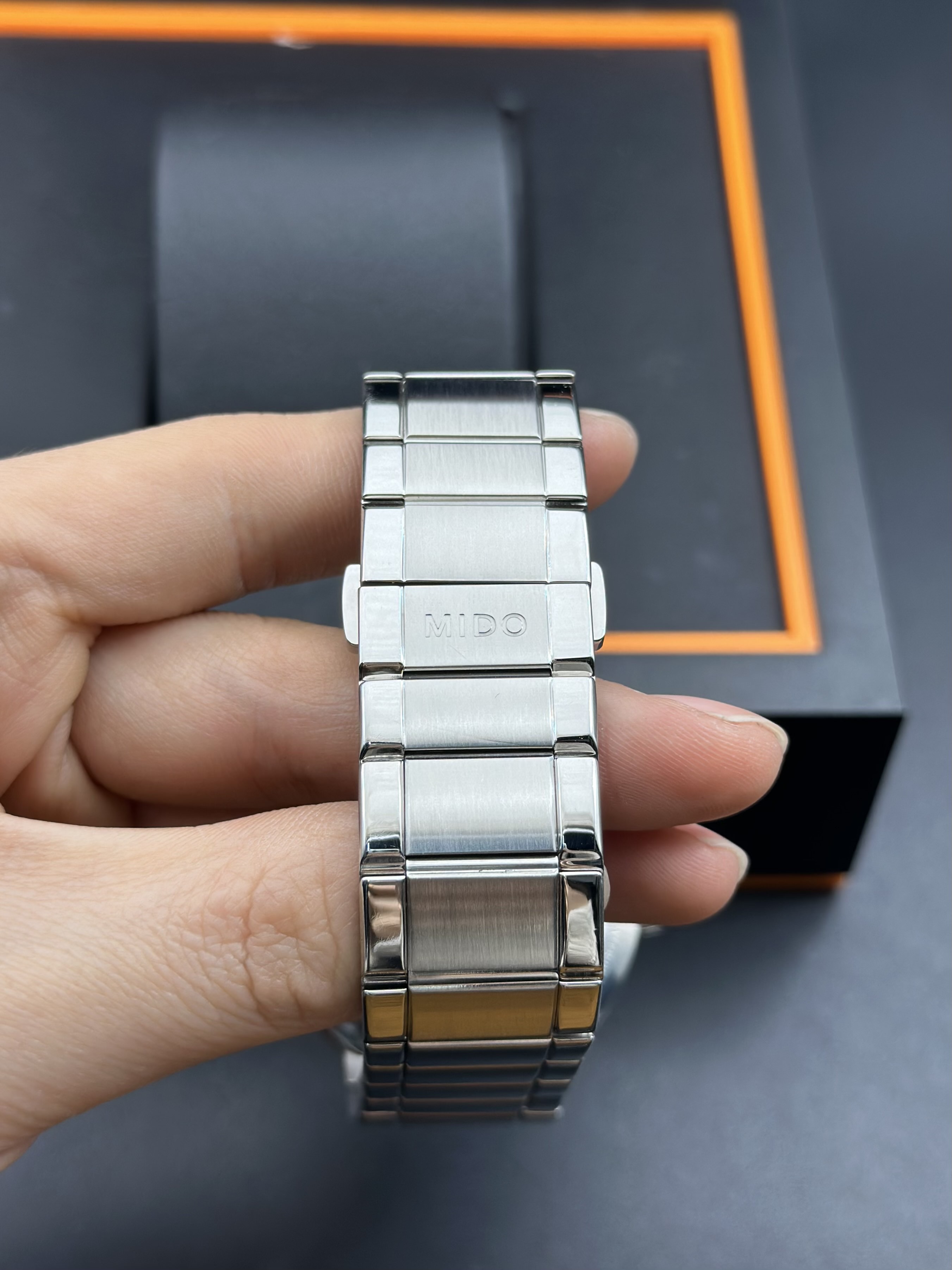 Mido M015.631.11.037.00 detail 4