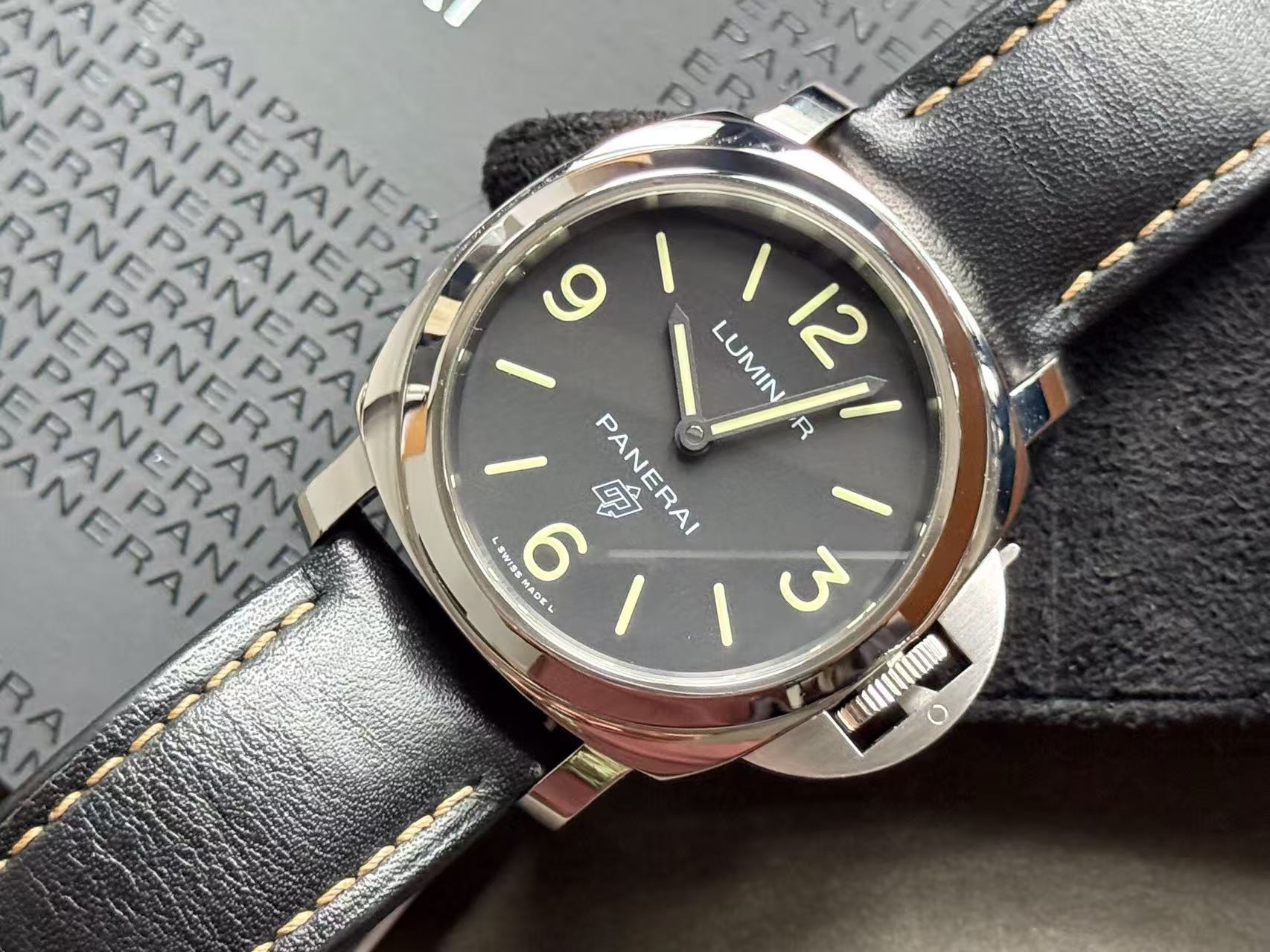 Panerai PAM00773 detail 1