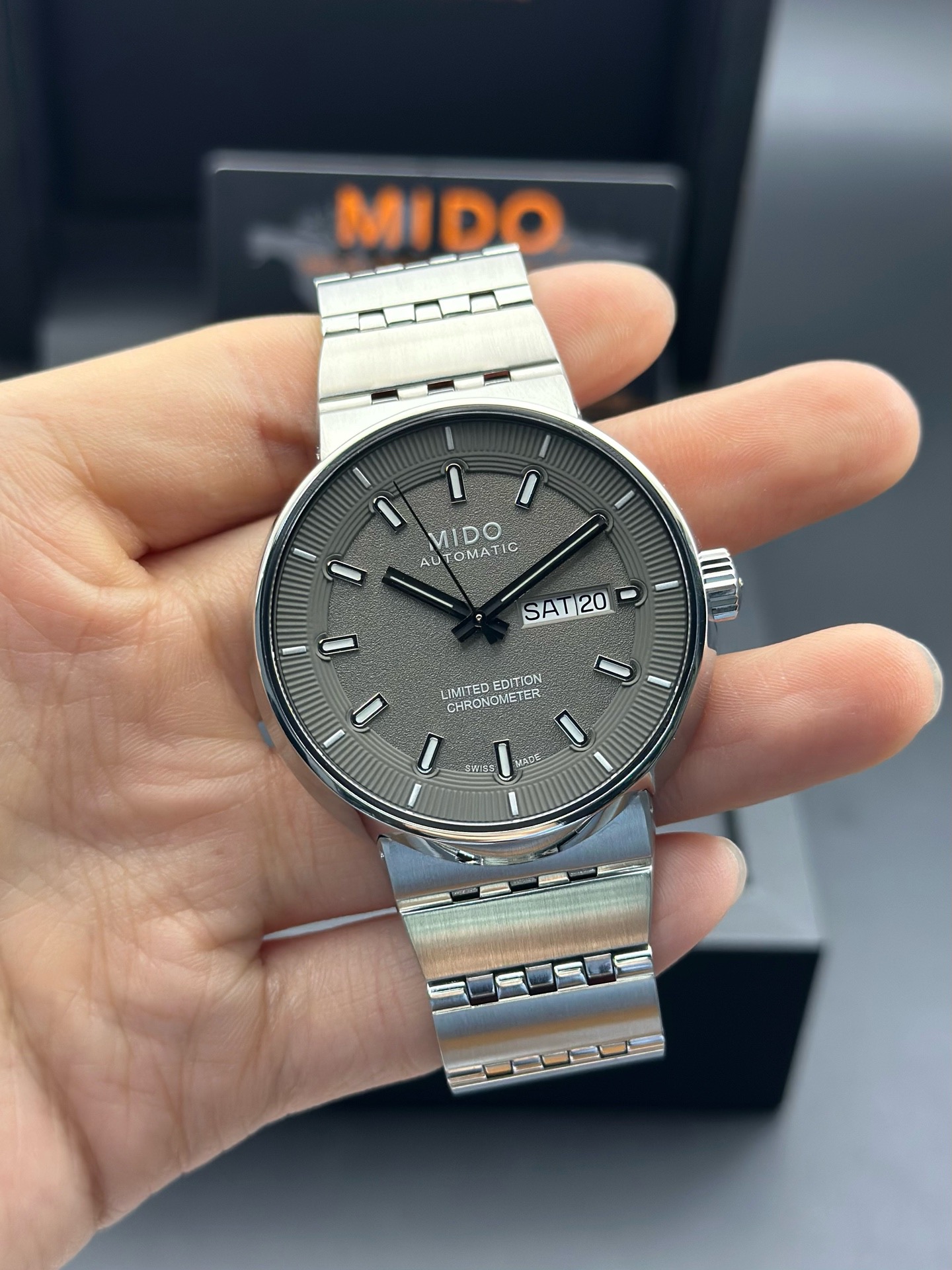 Mido M8340.4.B3.11 detail 1